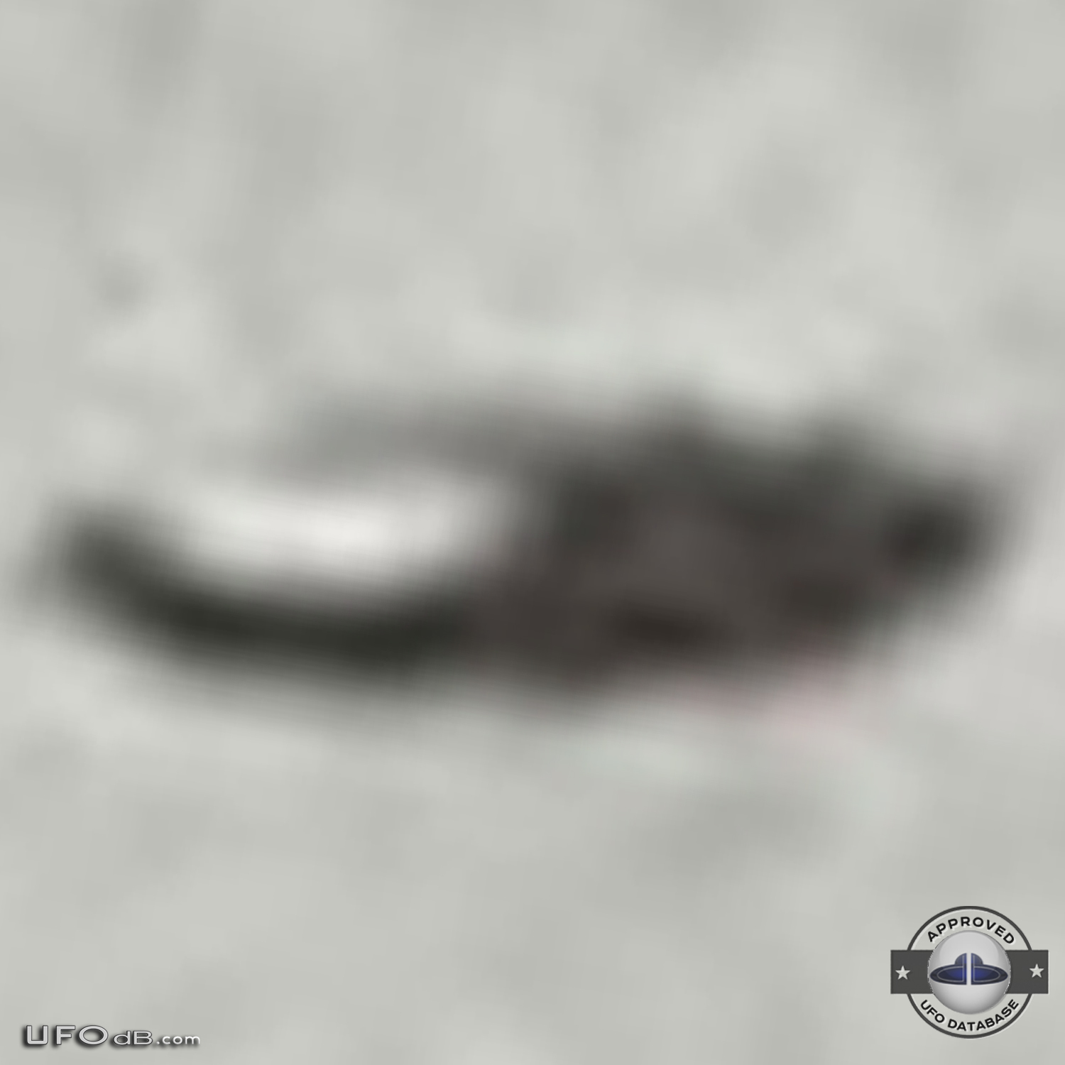 1967 Calgary UFO picture considered to be in the top 10 of all times UFO Picture #448-6