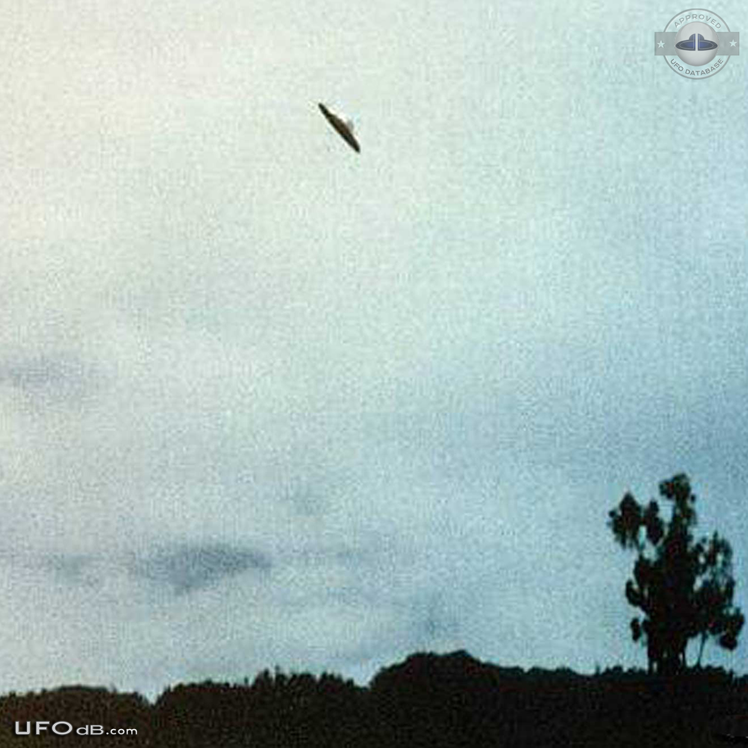 1967 Peru UFO sighting caught on pictures Huaylas Valley Yungay Ancash UFO Picture #440-2