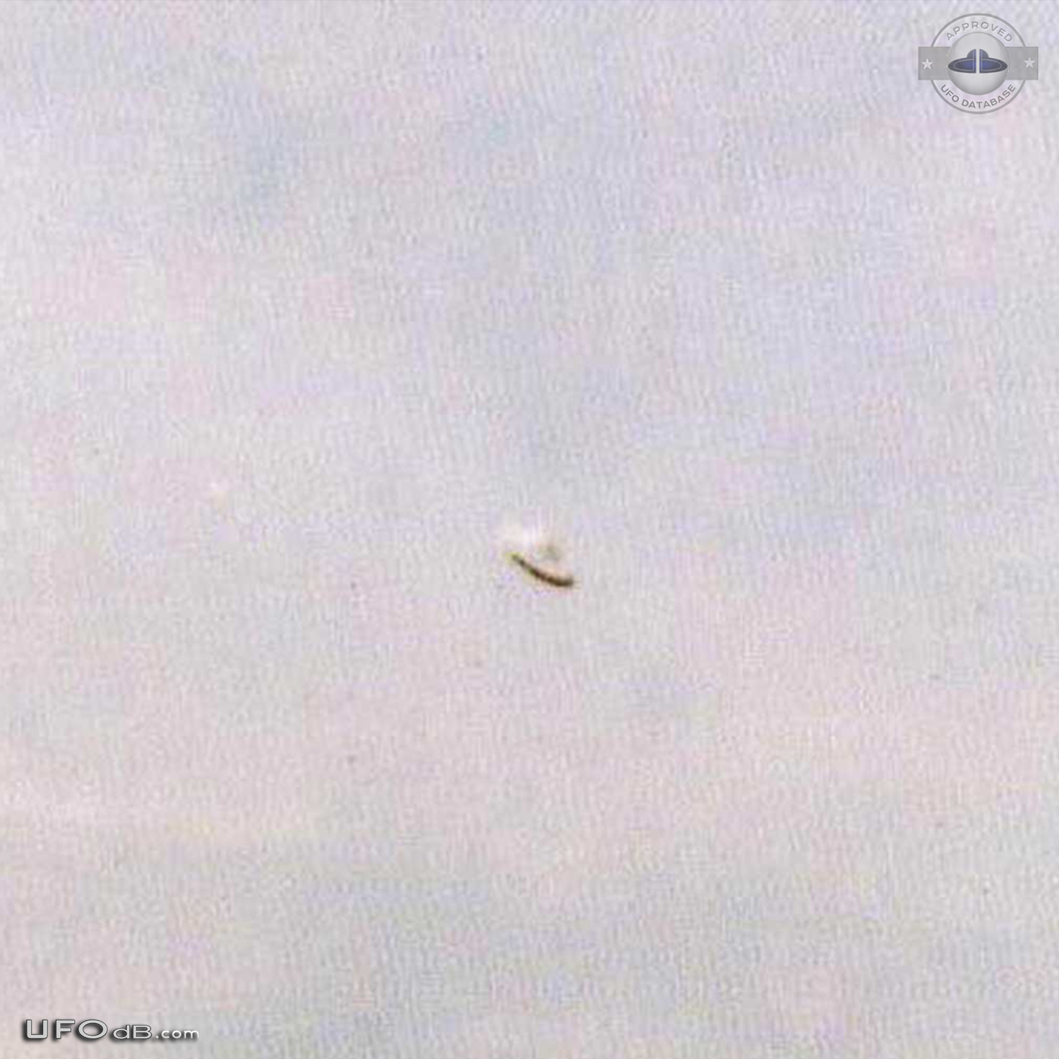 1967 Peru UFO sighting caught on pictures Huaylas Valley Yungay Ancash UFO Picture #440-6