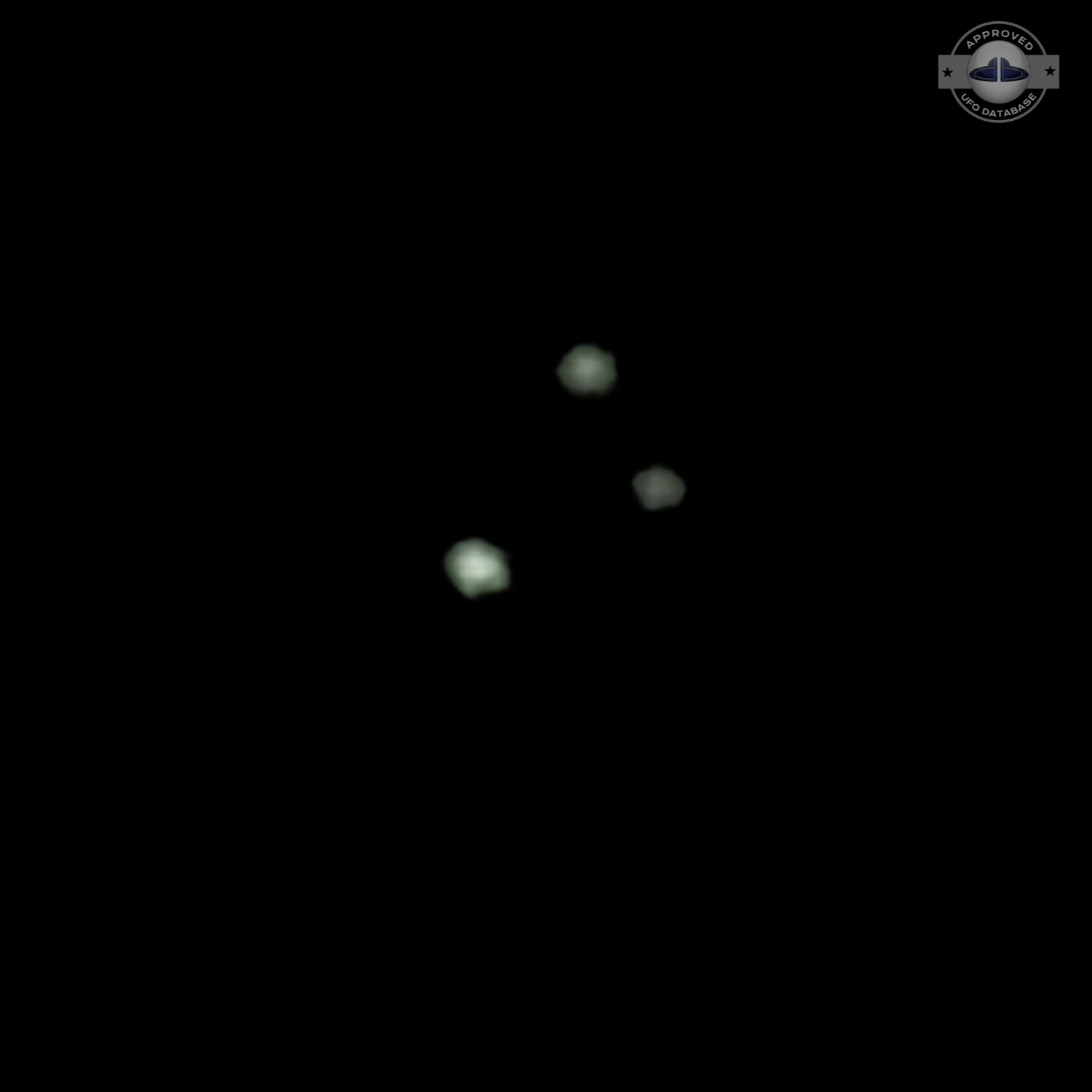 Battlestar Galactica UFO caught on Picture in Massachusetts - 2012 UFO Picture #422-2