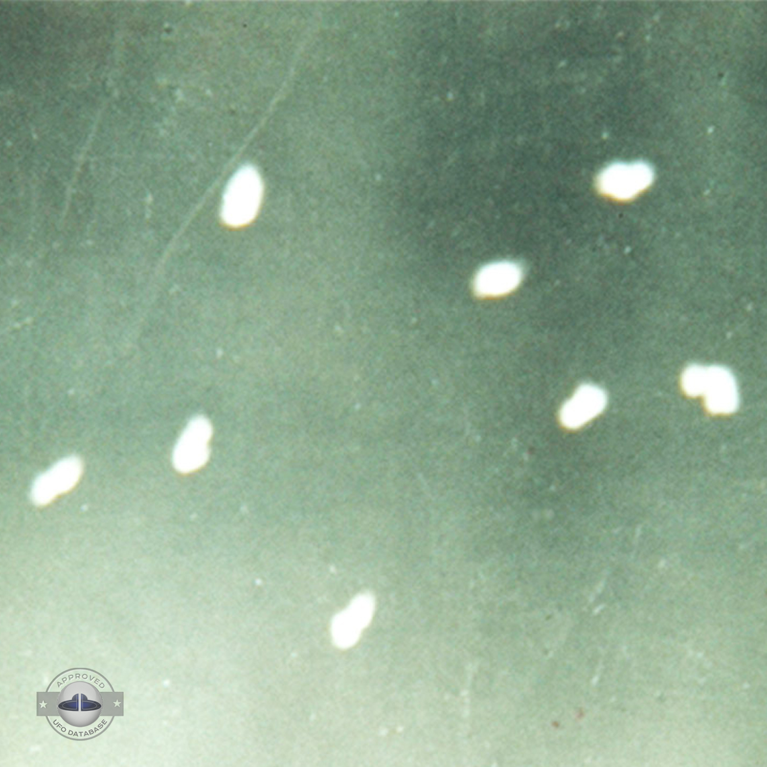 8 UFOs over Ashoka Ashram in Mehrauli India | 1964 | by Billy Meier UFO Picture #177-3