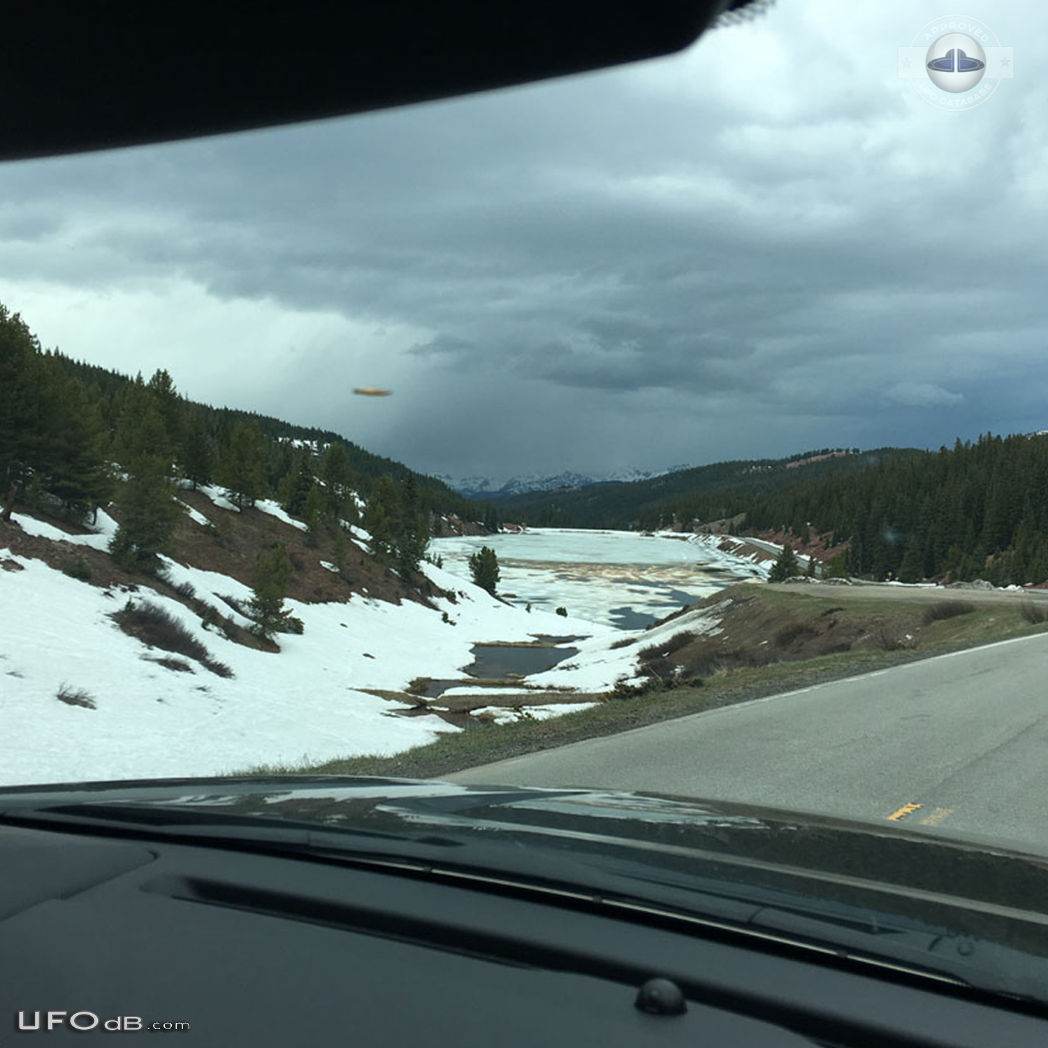 Black Lake picture captures saucer UFO passing near Vail Pass Copper M UFO Picture #822-2