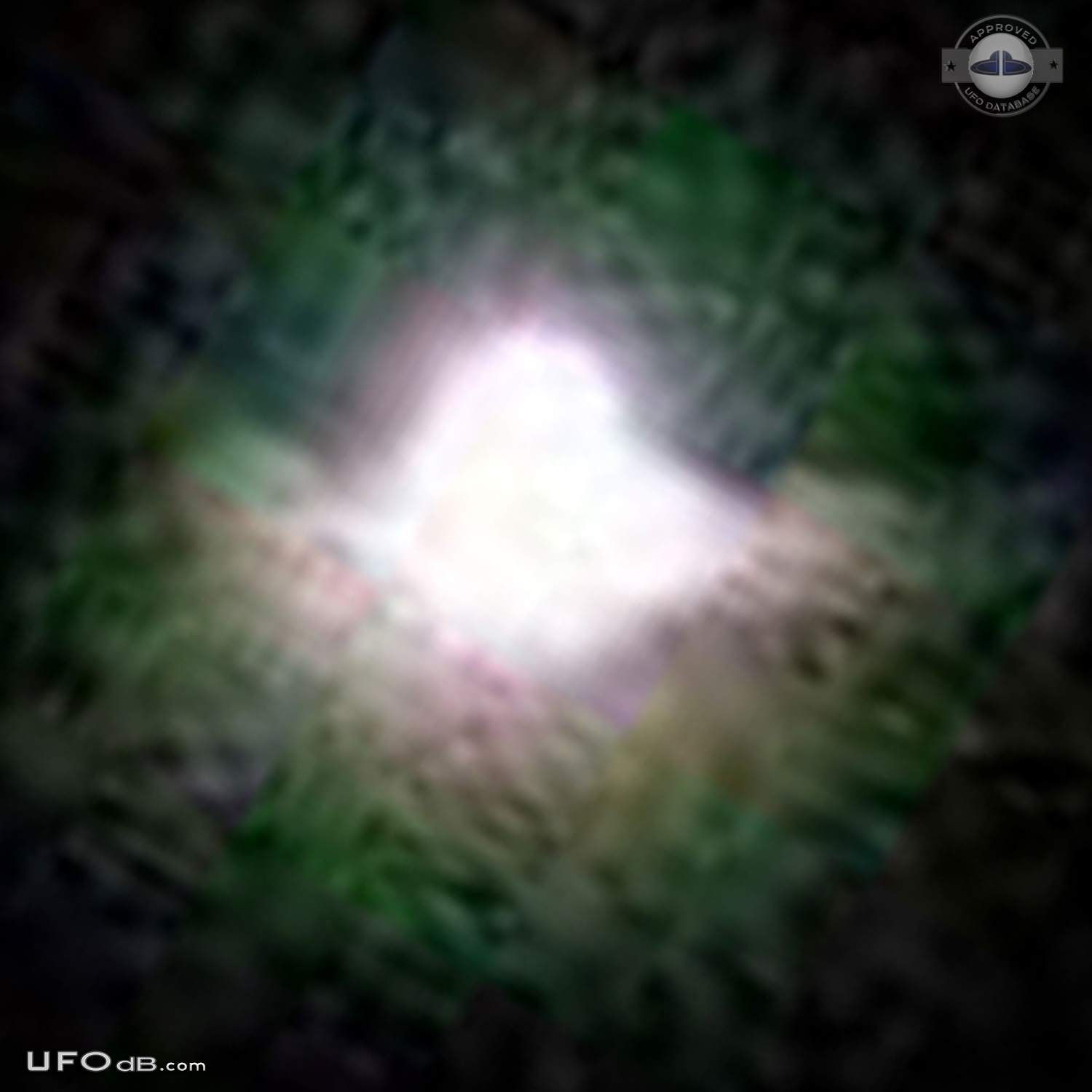 Bright UFO in the night sky of Herning Denmark caught on picture 2007 UFO Picture #445-4