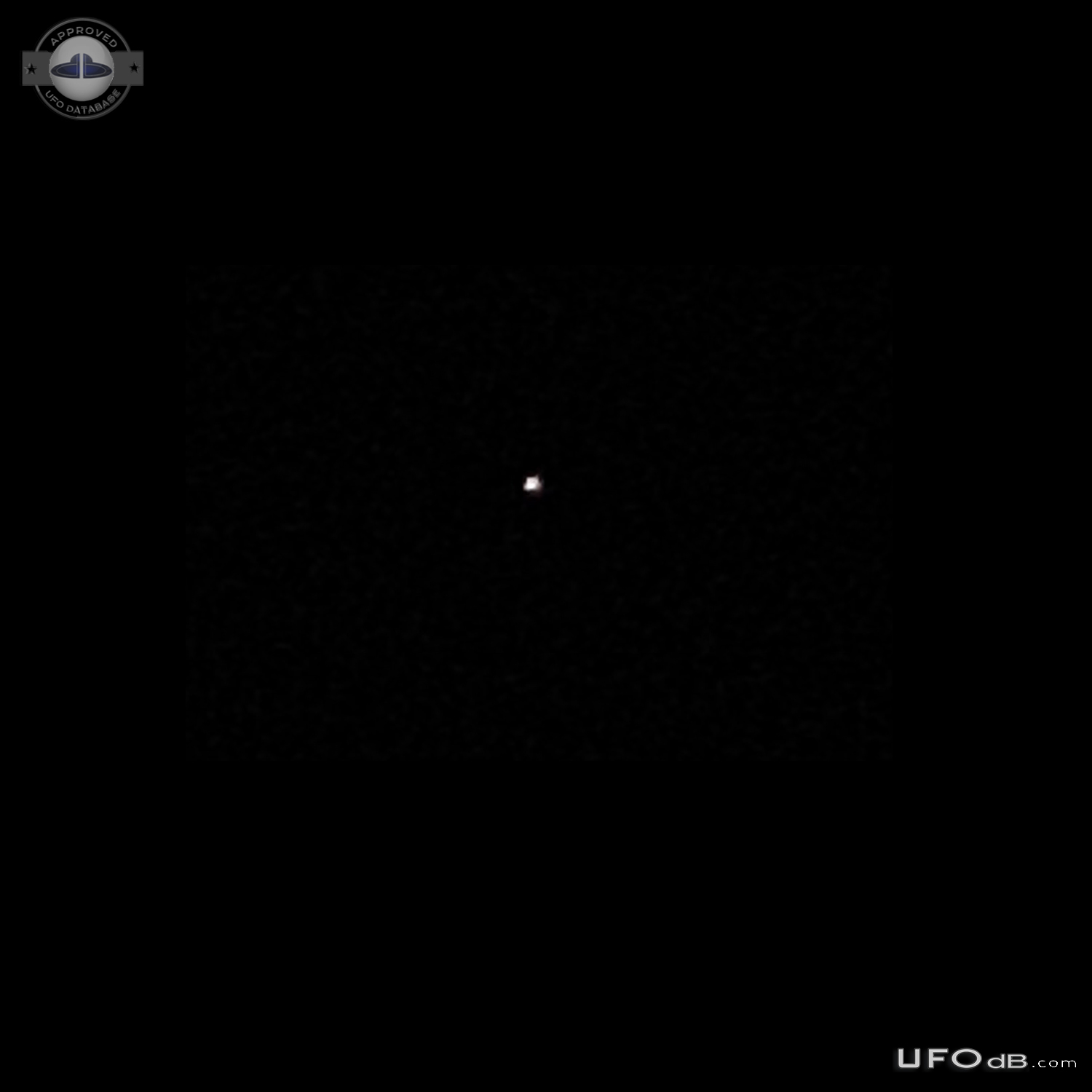 Bright triangular UFOs hovering not far from the ground Plymouth UK 20 UFO Picture #808-1