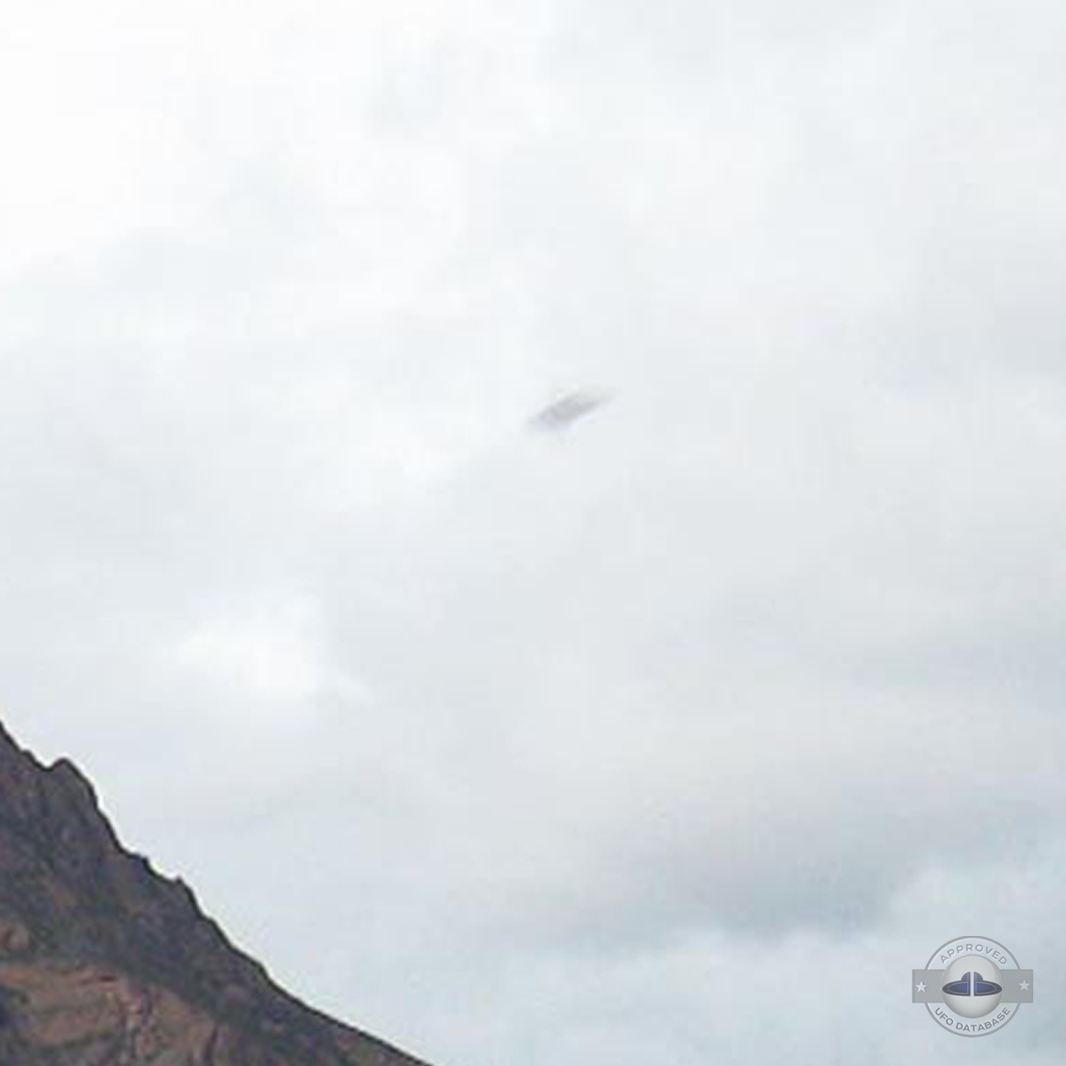 UFO over Mountains near Cafayate, Argentina | Jan 9 2011 UFO Picture UFO Picture #240-4