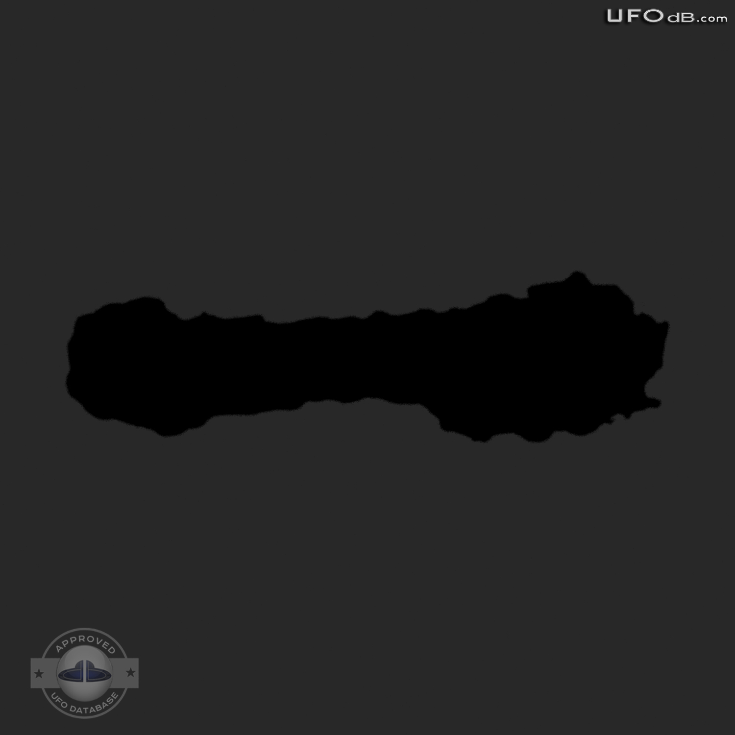 Changing Luminance UFO caught on picture | Katy, Texas | April 6 2011 UFO Picture #306-6