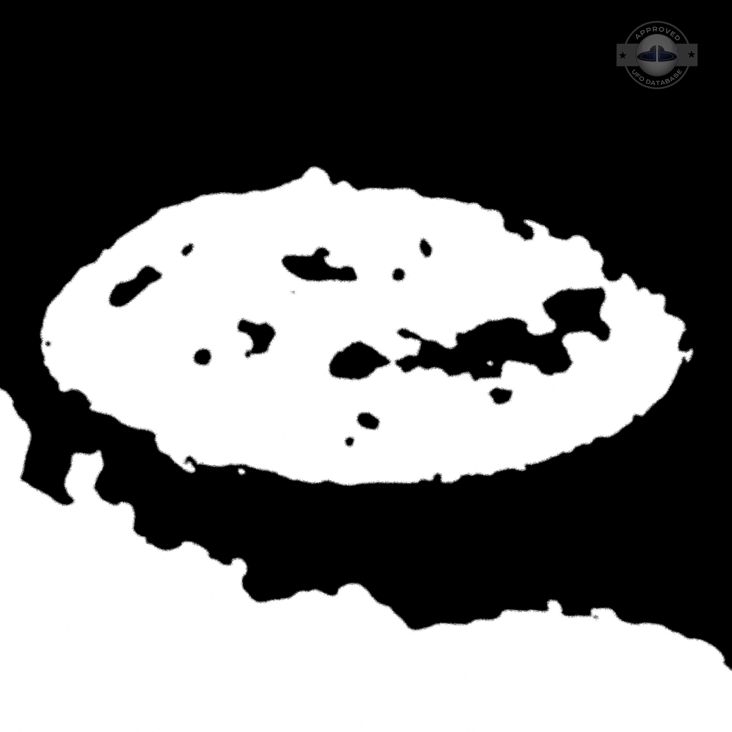 Children in Ilinka are Heroes for taking a UFO picture | Tula, Russia UFO Picture #238-6