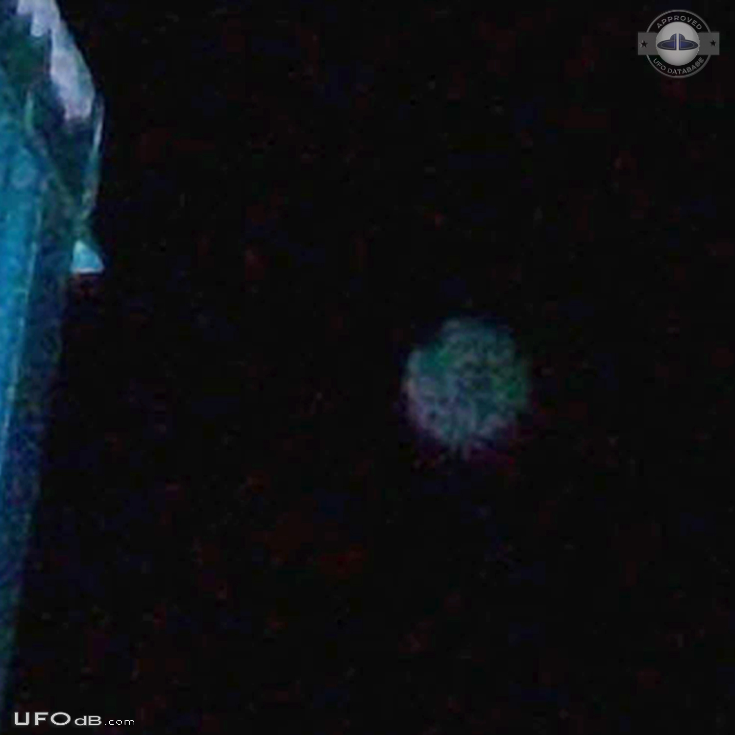 Circular nearly transparent white cloaking UFO Toronto Ontario Canada  UFO Picture #786-4
