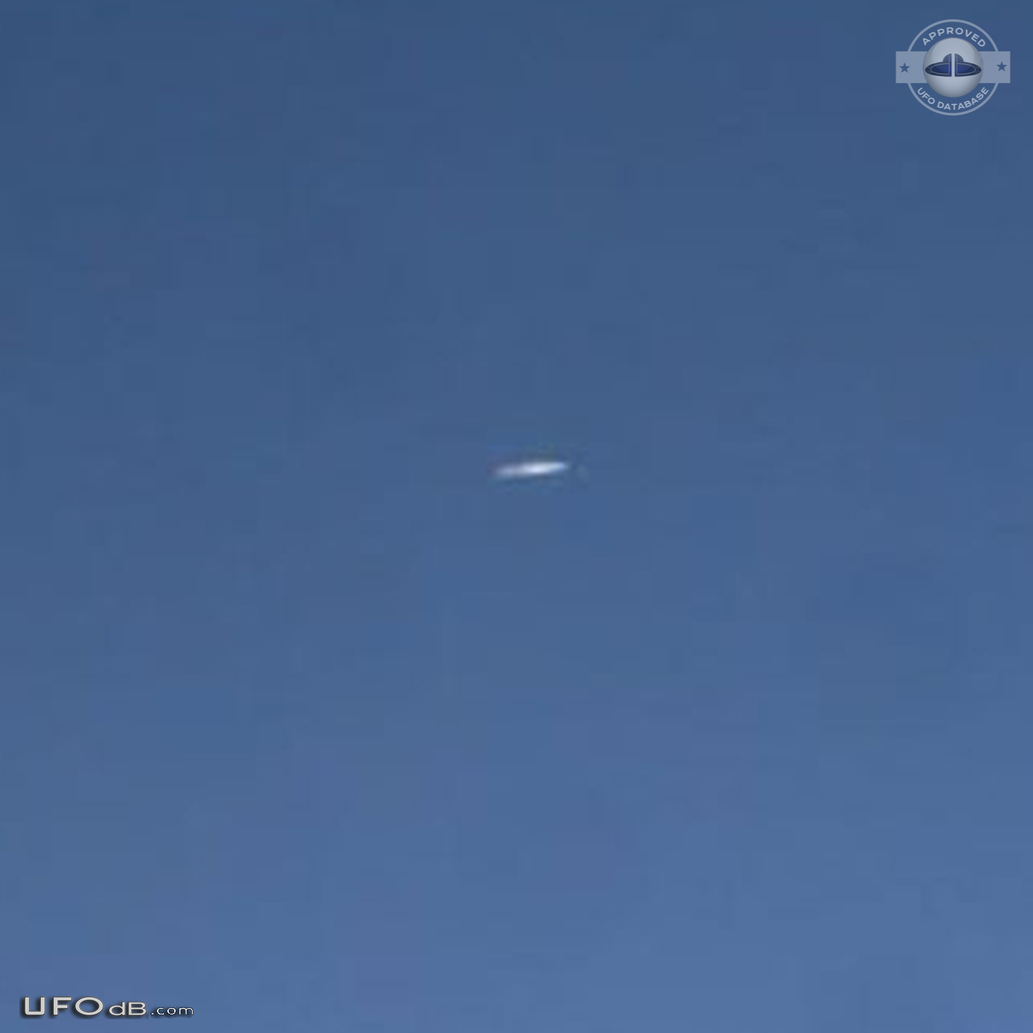 Famous Collahuasi mine UFO sighting in the north of Chile in mid april UFO Picture #820-3