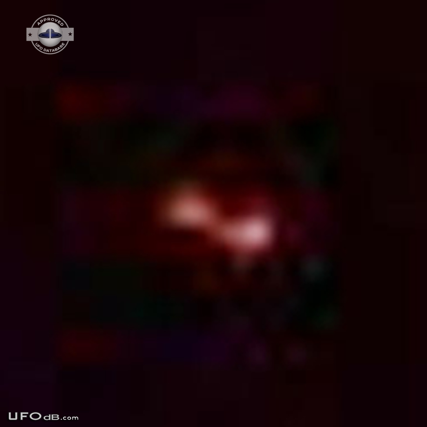 Fleet of 10 to 20 Orange UFOs seen in Sandusky, Ohio - Picture 2012 UFO Picture #427-4