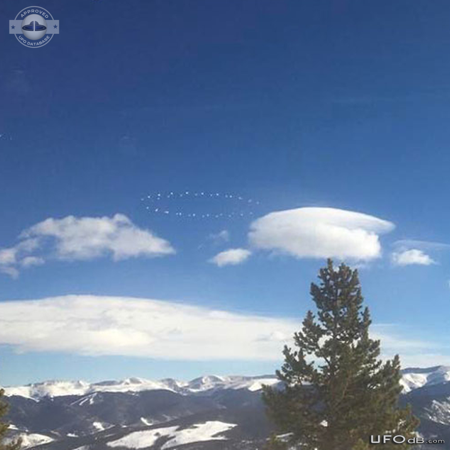 Friend snowboarder capture incredible UFO in the mountains near Brecke UFO Picture #823-3