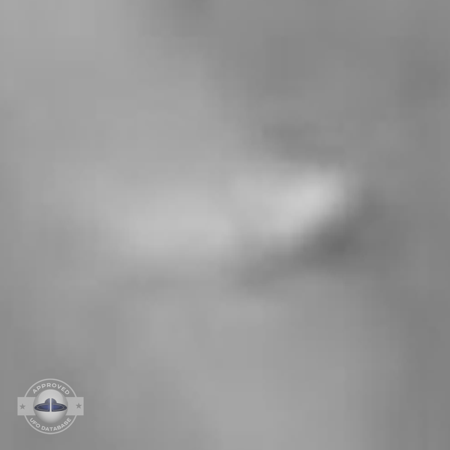 UFO picture shot over a beach in Fujisawa near Enoshima island 1957 UFO Picture #123-5