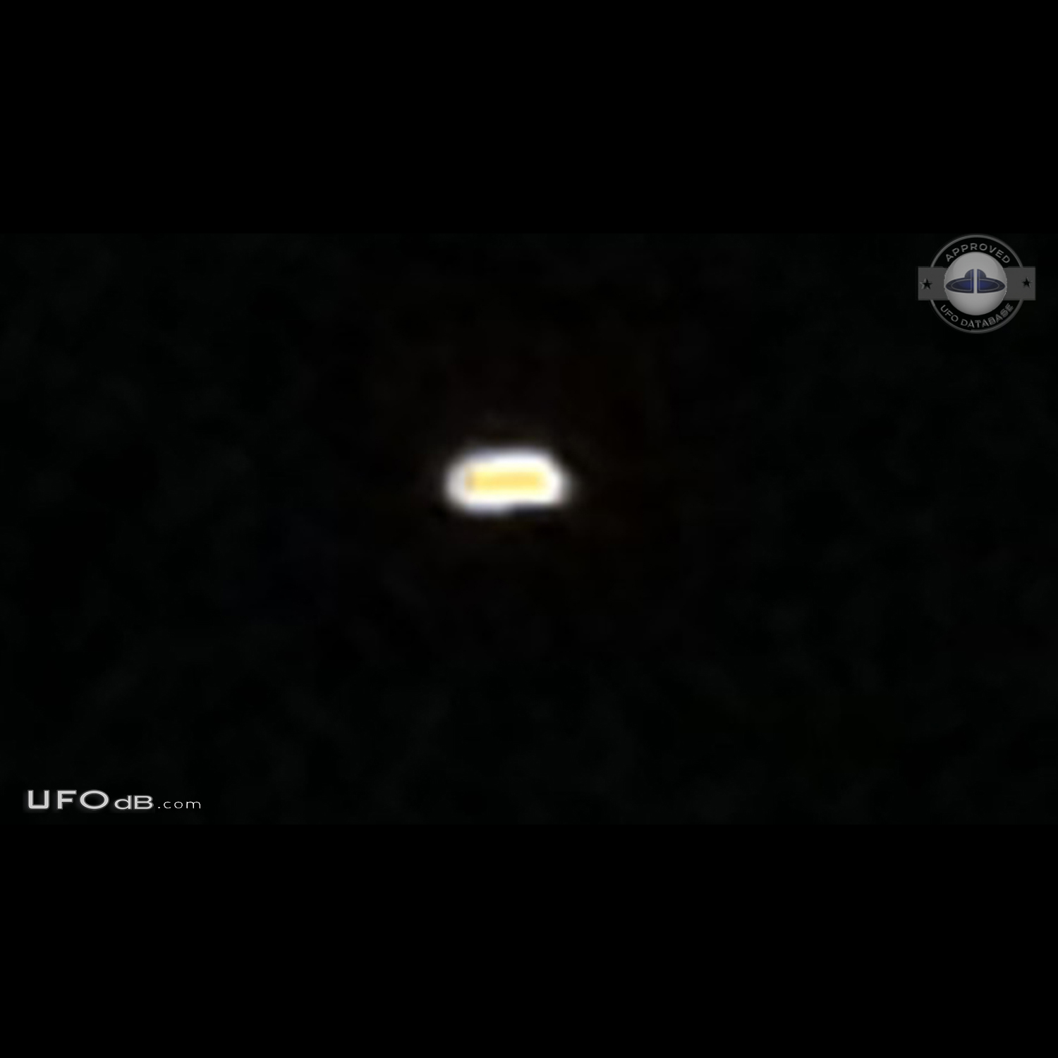 Glowing orange oval shape UFO - Powell River, BC Canada 2014 UFO Picture #702-1