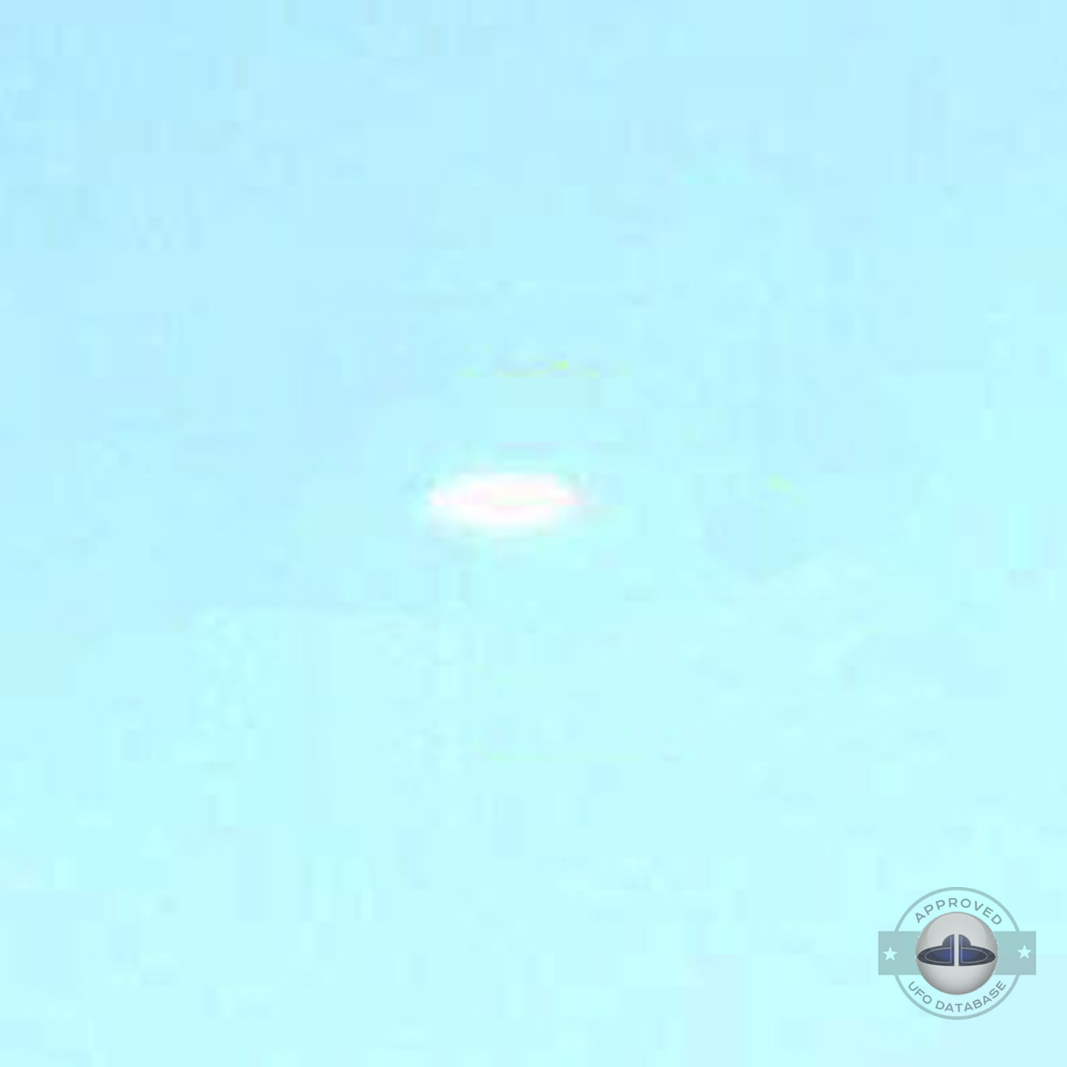 Greek Island Hydra visited by three UFOs Saronic Islands, Greece 2009 UFO Picture #223-4