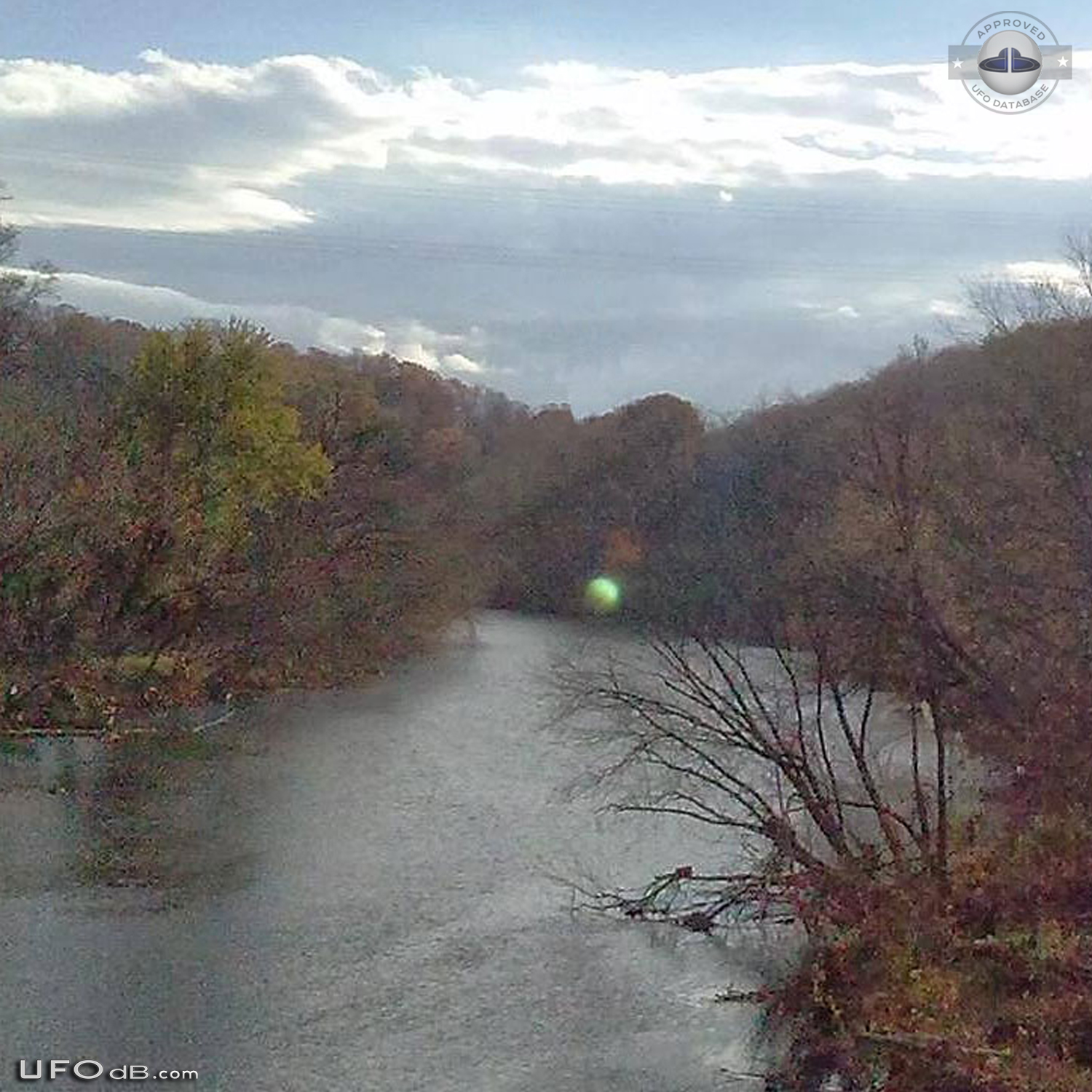 Green Orb UFO seen near greenway in Roanoke, Virginia 2013 UFO Picture #545-1