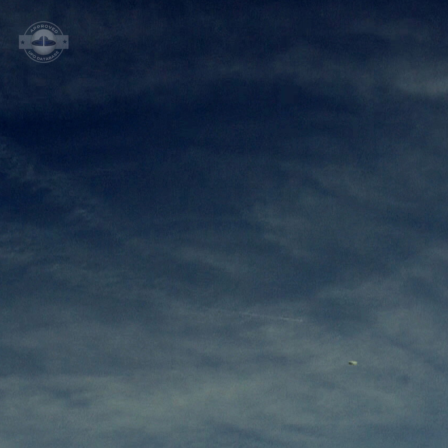 UFO Faster than anything on Earth caught on Video frame | Germany 2011 UFO Picture #213-2