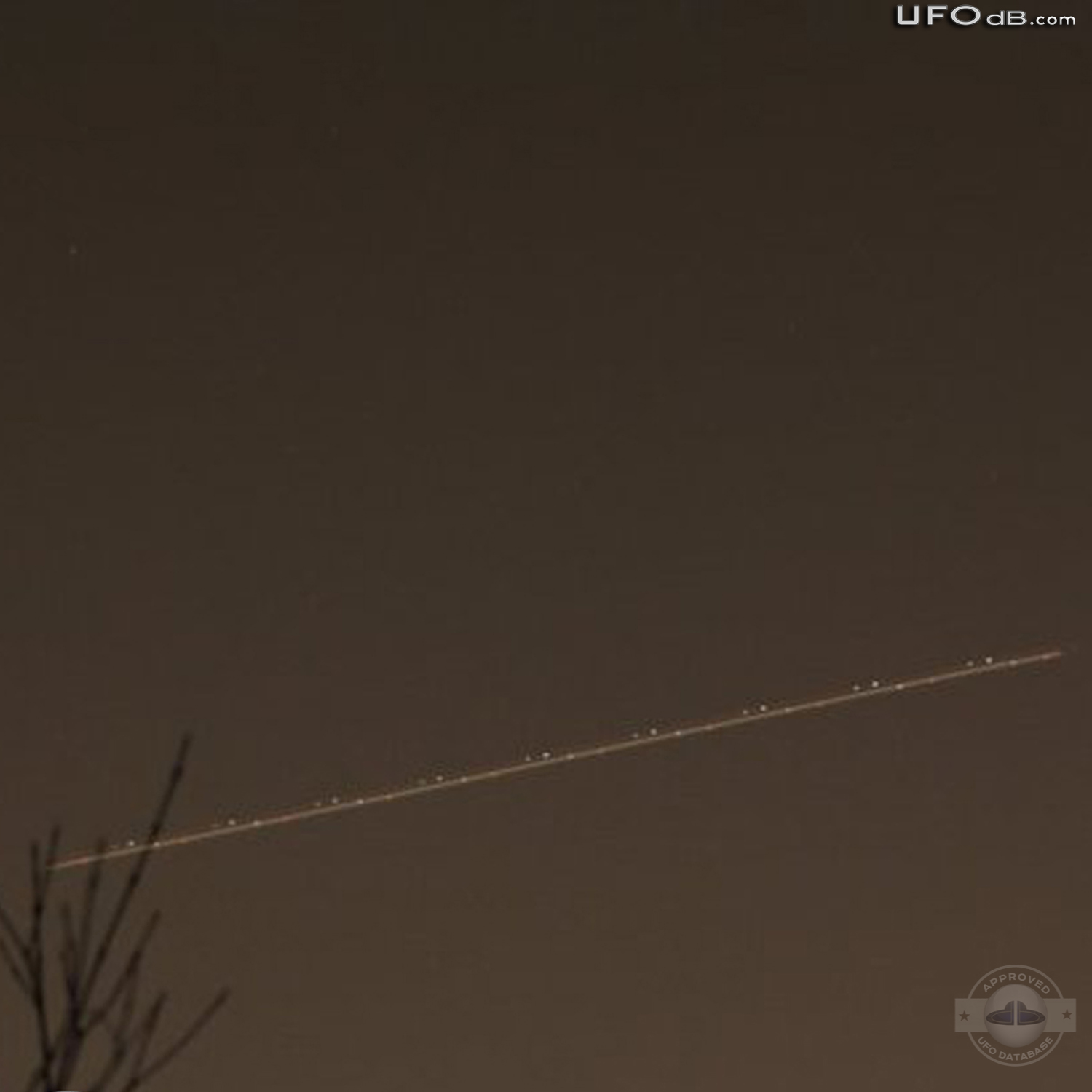 Huge UFO Spaceship with glowing lights seen in Germany | February 2011 UFO Picture #254-3