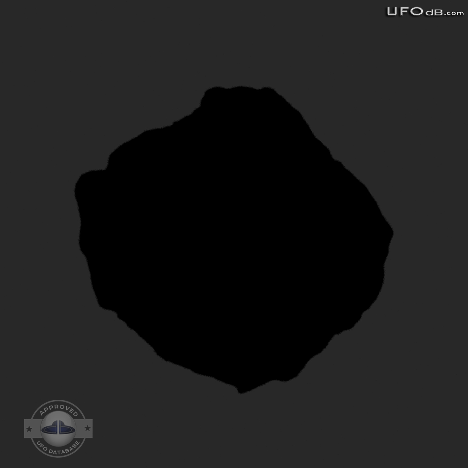 Icosahedron UFO with colored lights | Minnesota USA | February 21 2011 UFO Picture #331-6
