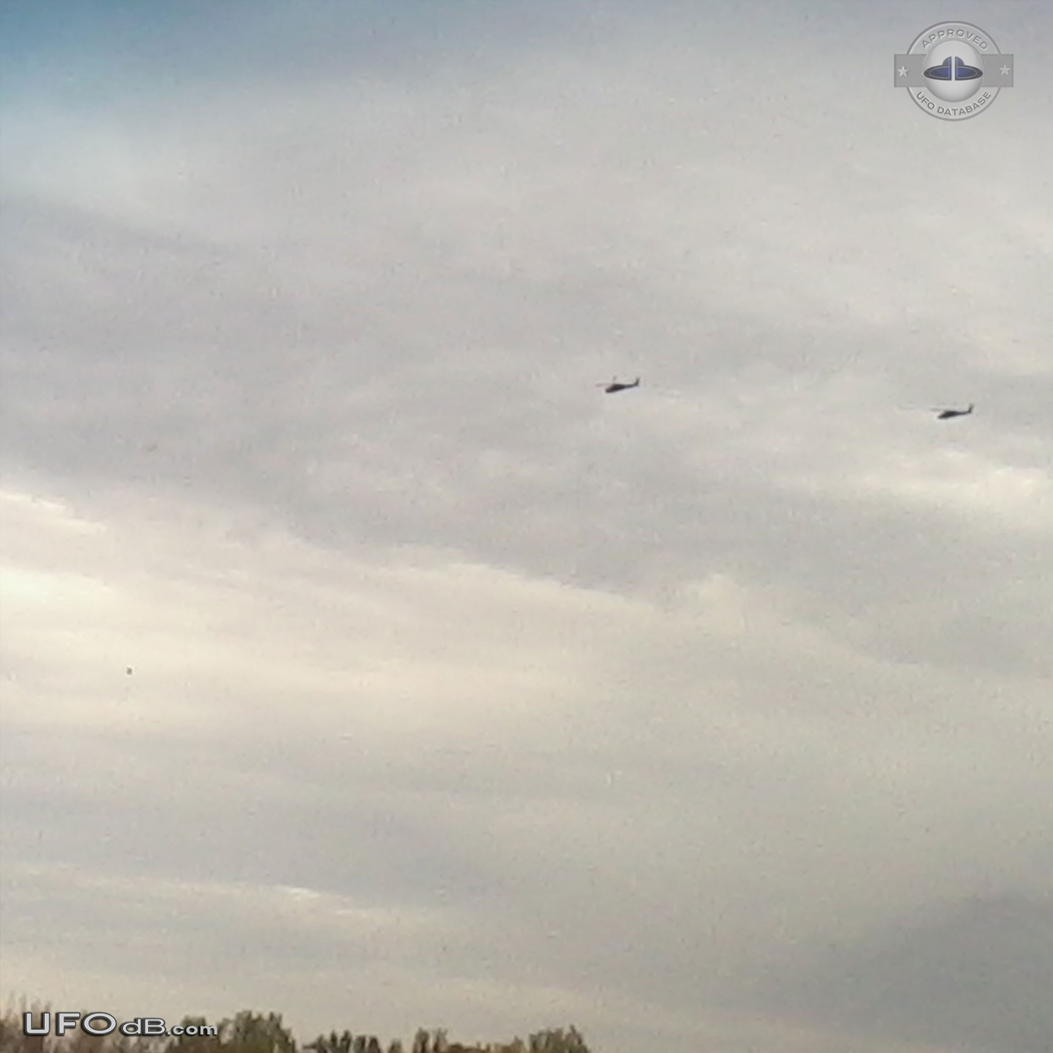 Incredible UFO sighting | 2 helicopters chasing saucer - Illinois 2012 UFO Picture #504-3