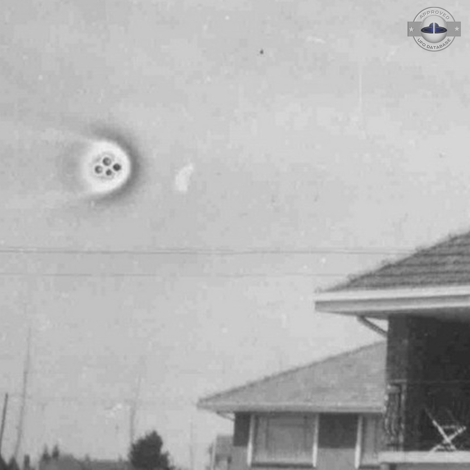 UFO near Cresta Shopping Center | Cresta/Northcliff, Johannesburg UFO Picture #194-2