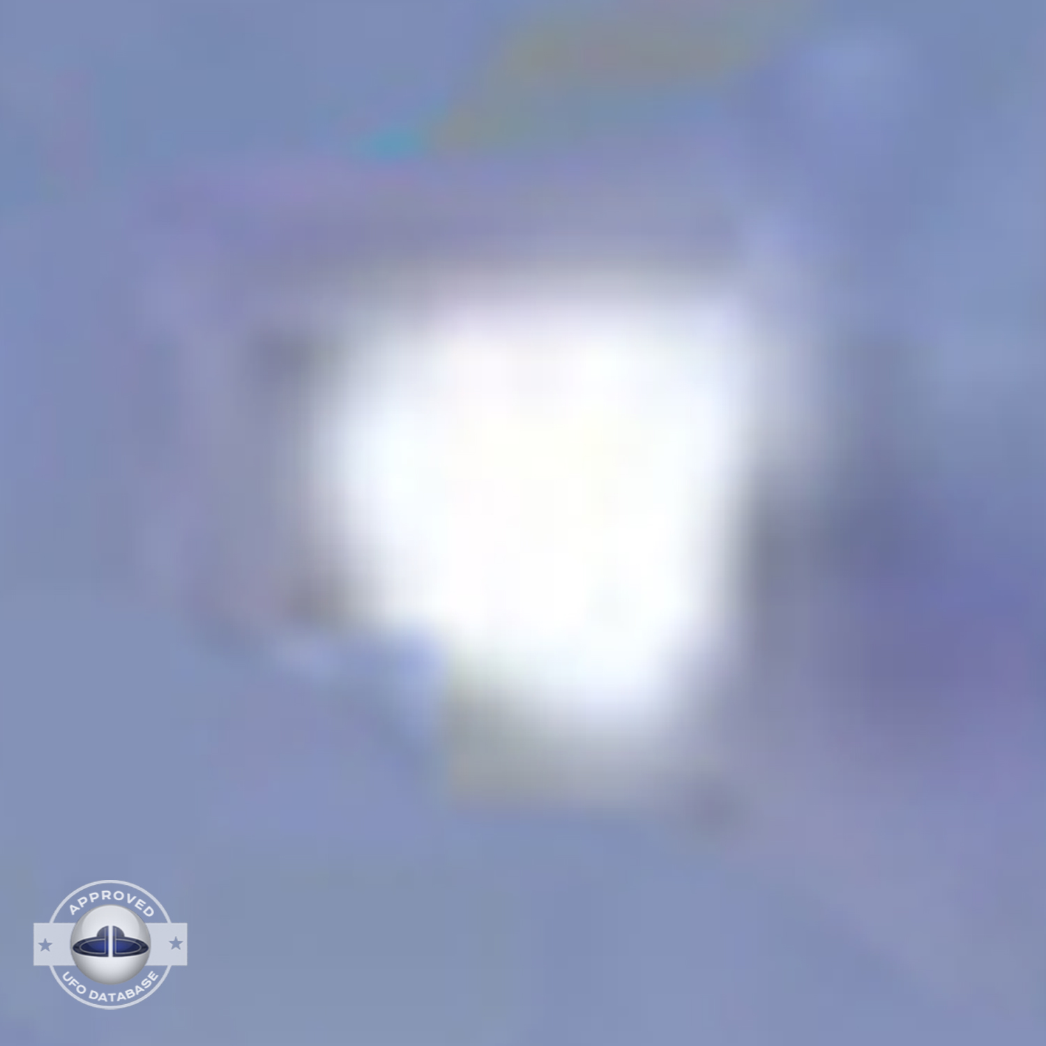 Long Mothership UFO near Africa Mount Kilimanjaro Kenya | June 6 2009 UFO Picture #233-6
