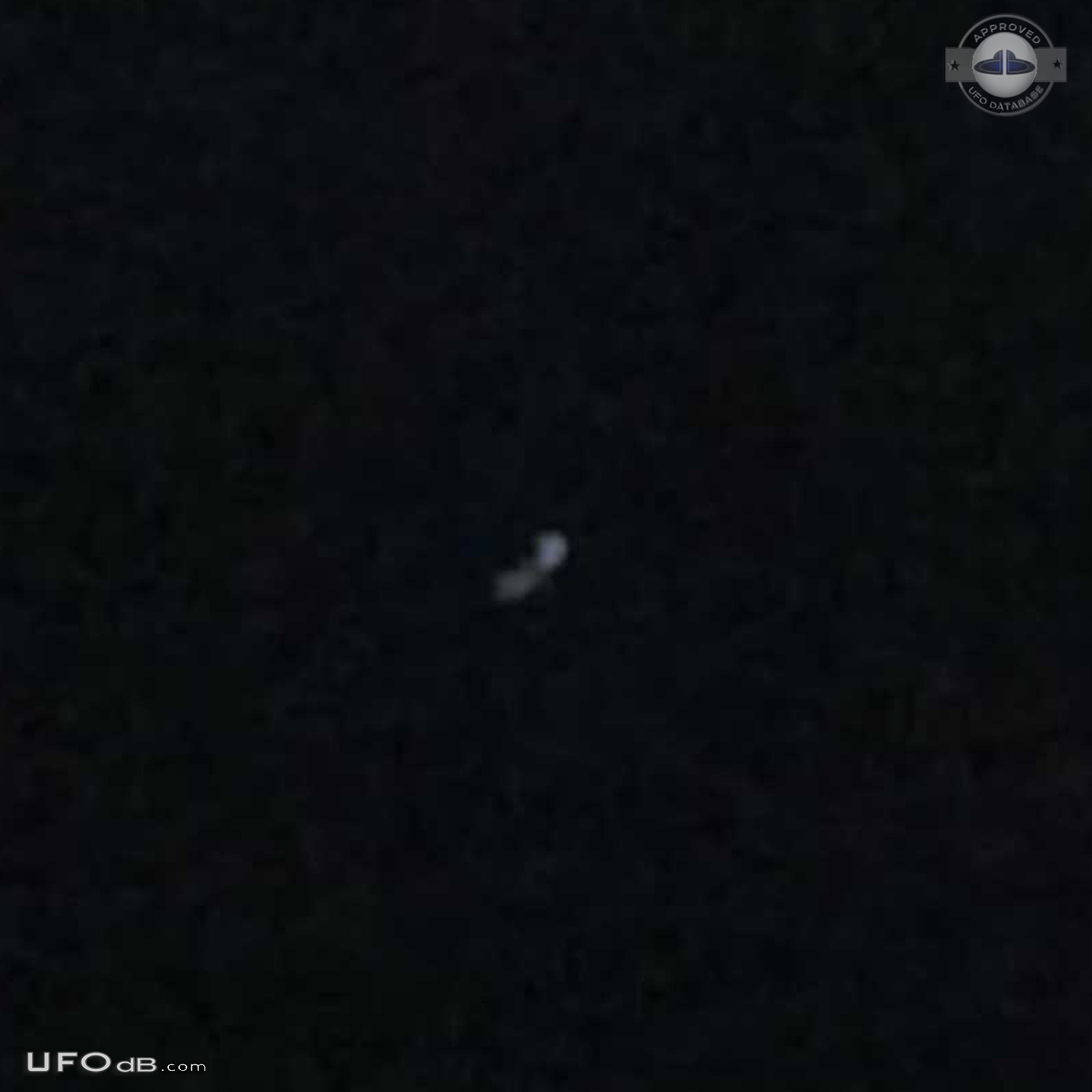 Multi week sightings of same UFO over multiple hours each night - Flor UFO Picture #775-2