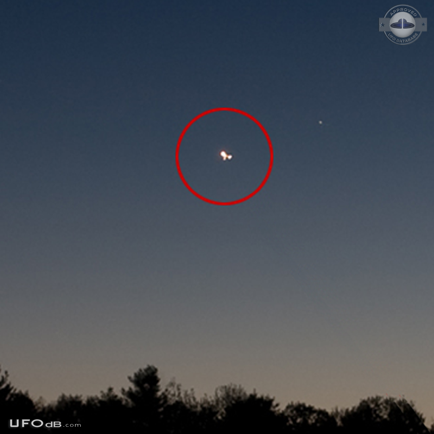 Mysterious Lights UFOS Observed Near Apsley Ontario Canada 2015 UFO Picture #721-7