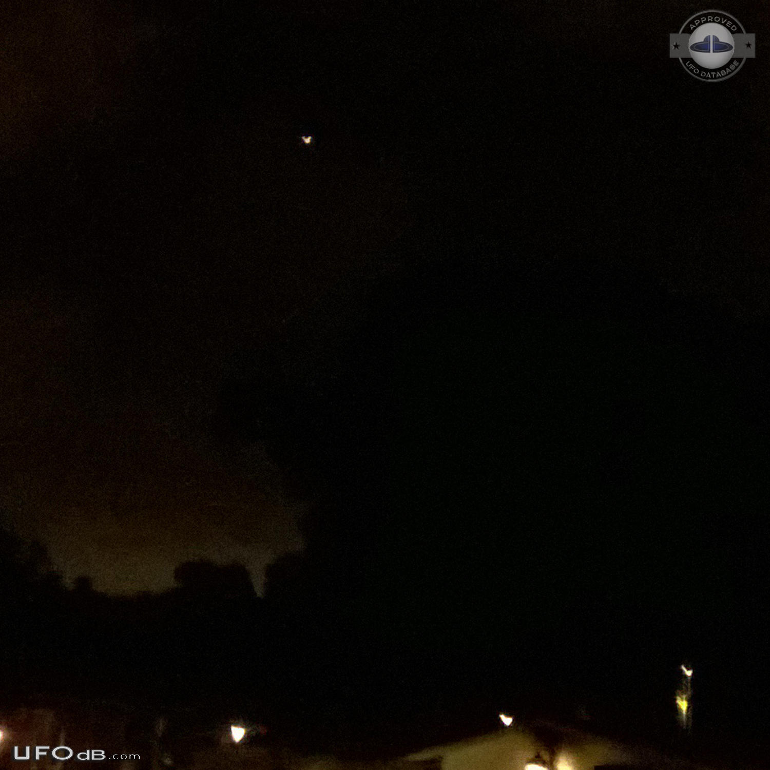 Observed 20+ white/reddish orange orbs UFOs - Louisiana USA 2015 UFO Picture #683-2