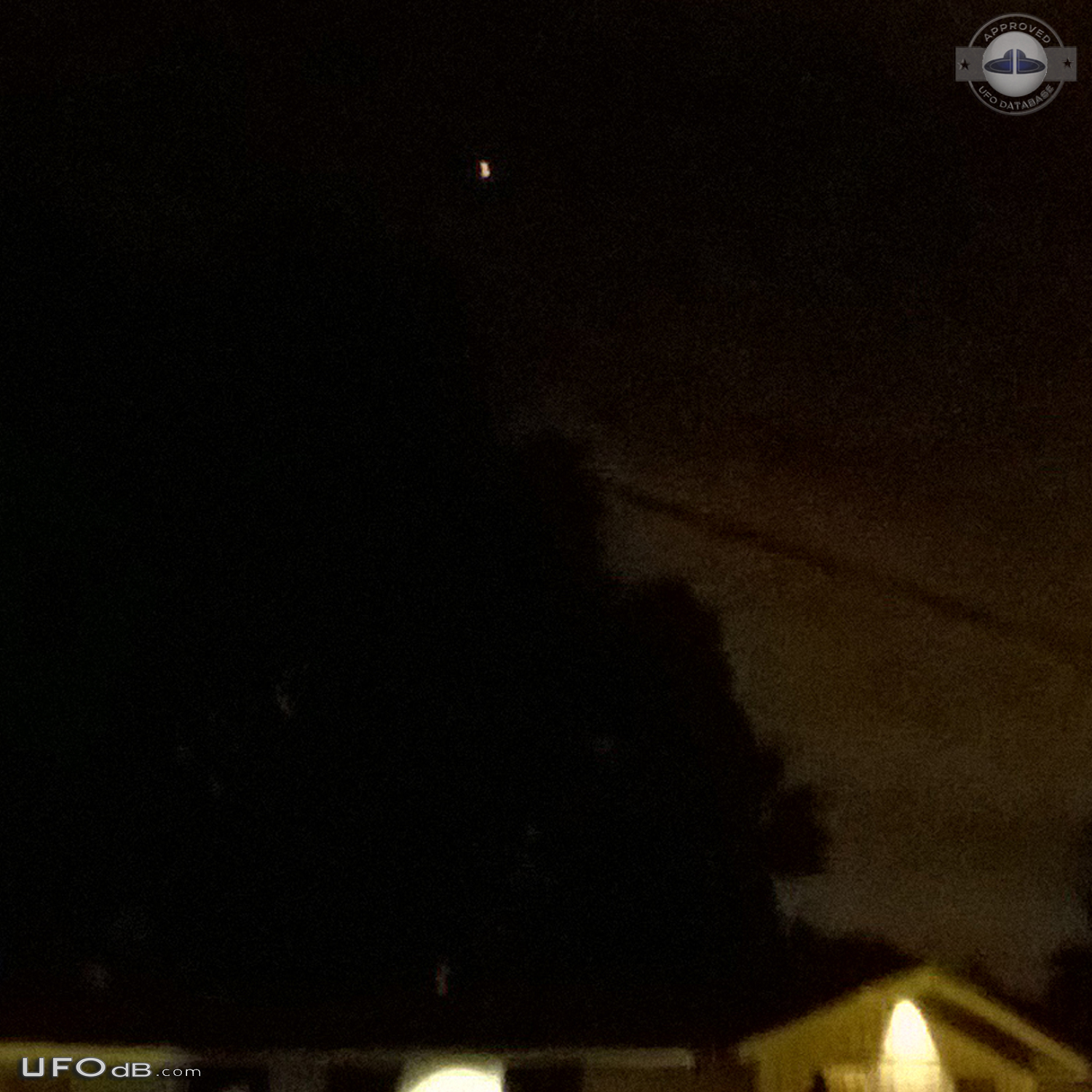Observed 20+ white/reddish orange orbs UFOs - Louisiana USA 2015 UFO Picture #683-6