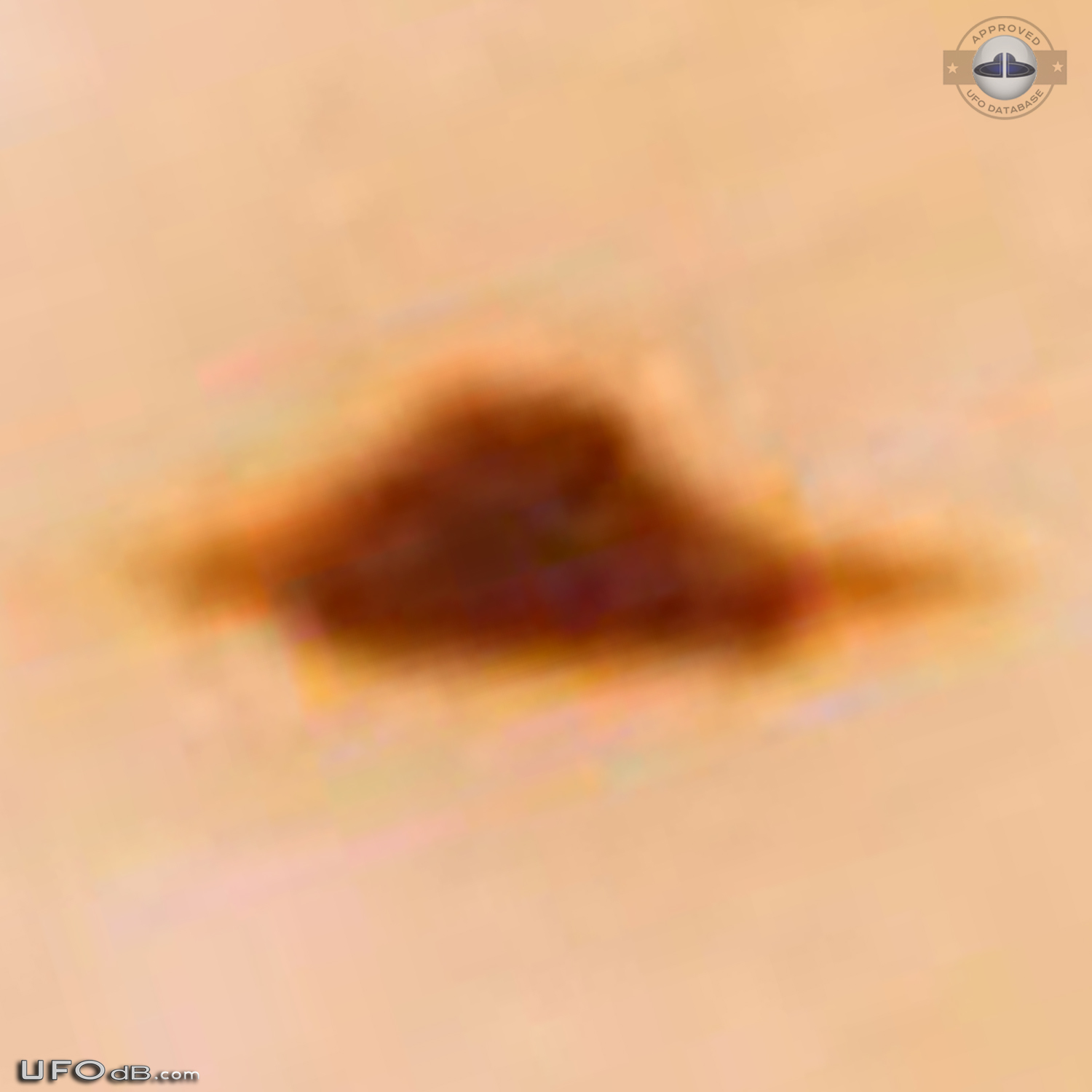 Old 1966 UFO picture taken near Lake Tiorati, Orange County New York UFO Picture #633-6