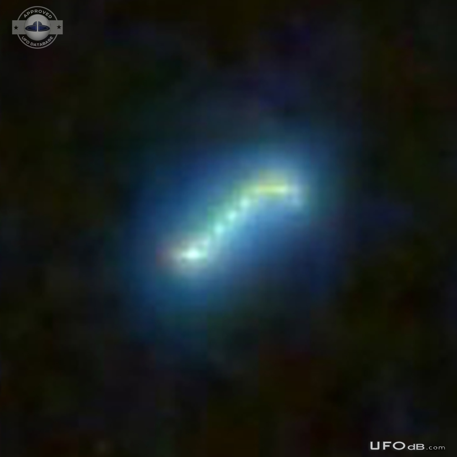 Perfect circle UFO with blue light in Satu Mare Romania in 2010 UFO Picture #841-4