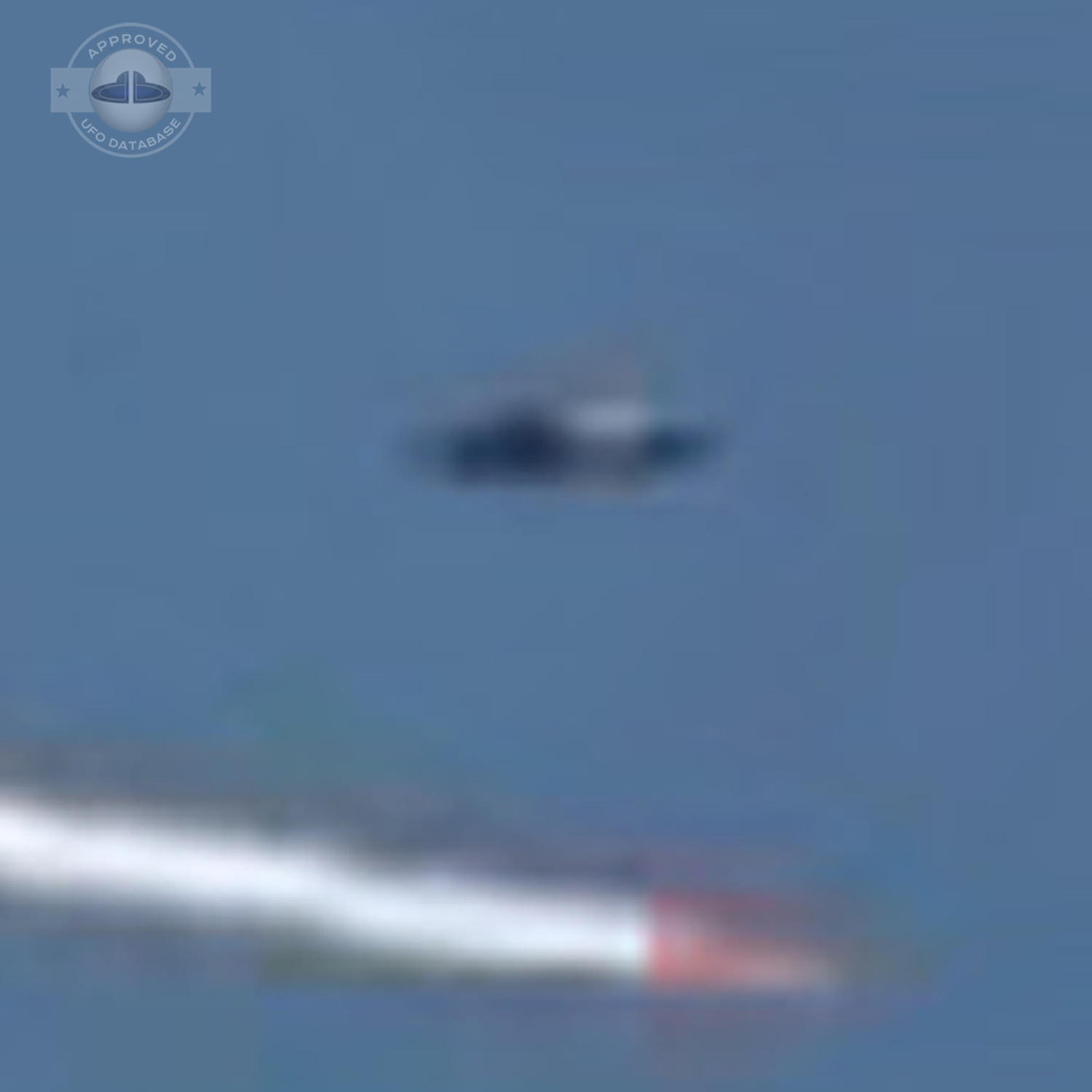 UFO near power lines and Wind turbines | Bulgaria Black Sea Coast 2005 UFO Picture #210-5