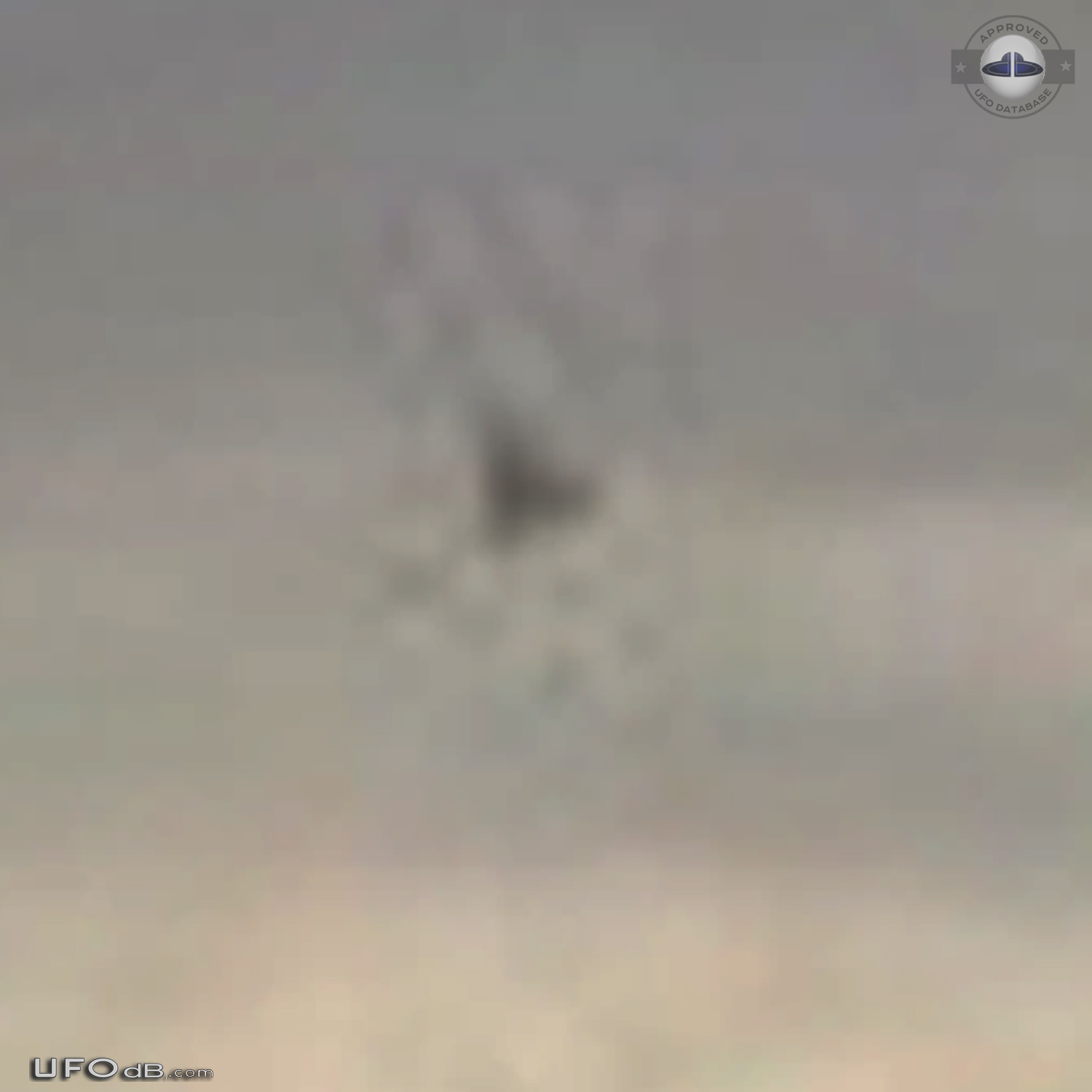 Picture reveal Triangular UFO on the left of a Pyramid in Egypt - 2011 UFO Picture #657-7
