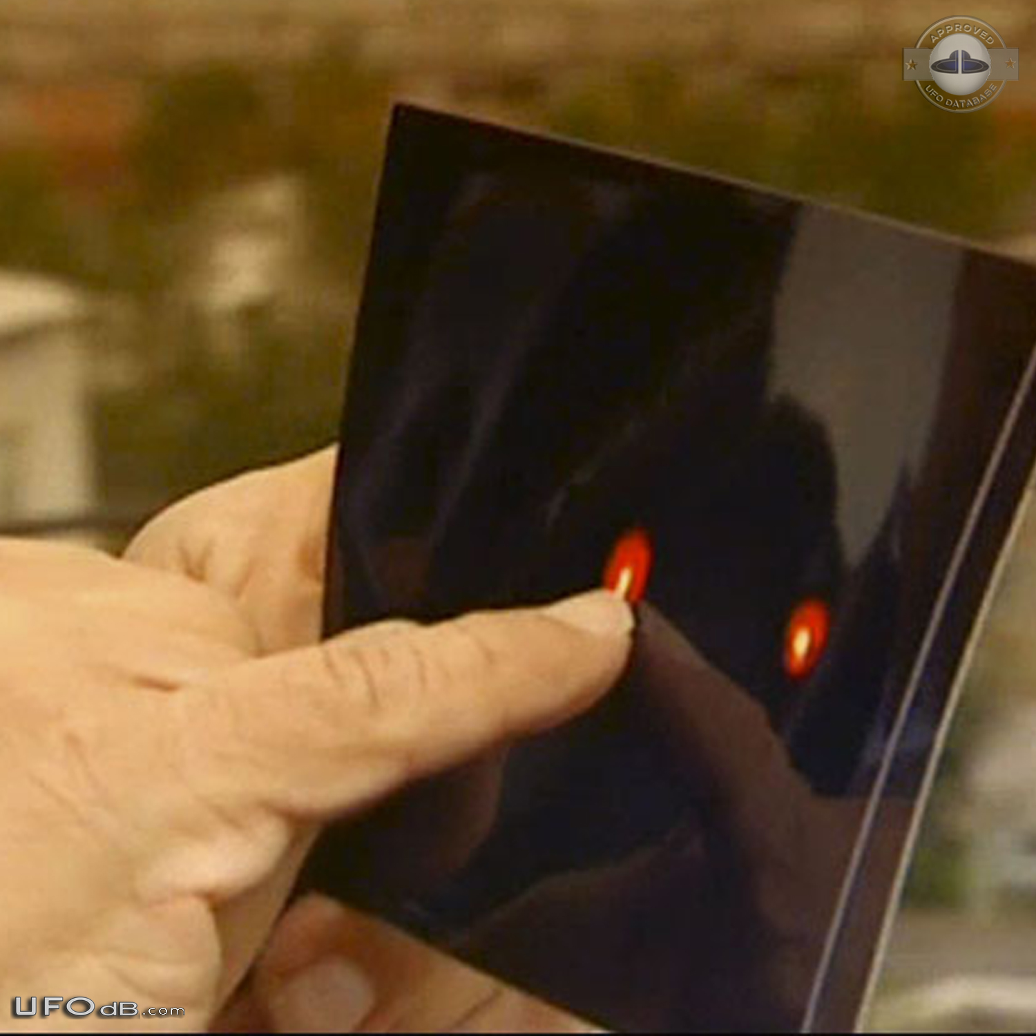 Pictures of Bright red orange Sphere UFOs - Ulan-Ude Buryatia Russia 2 UFO Picture #746-3