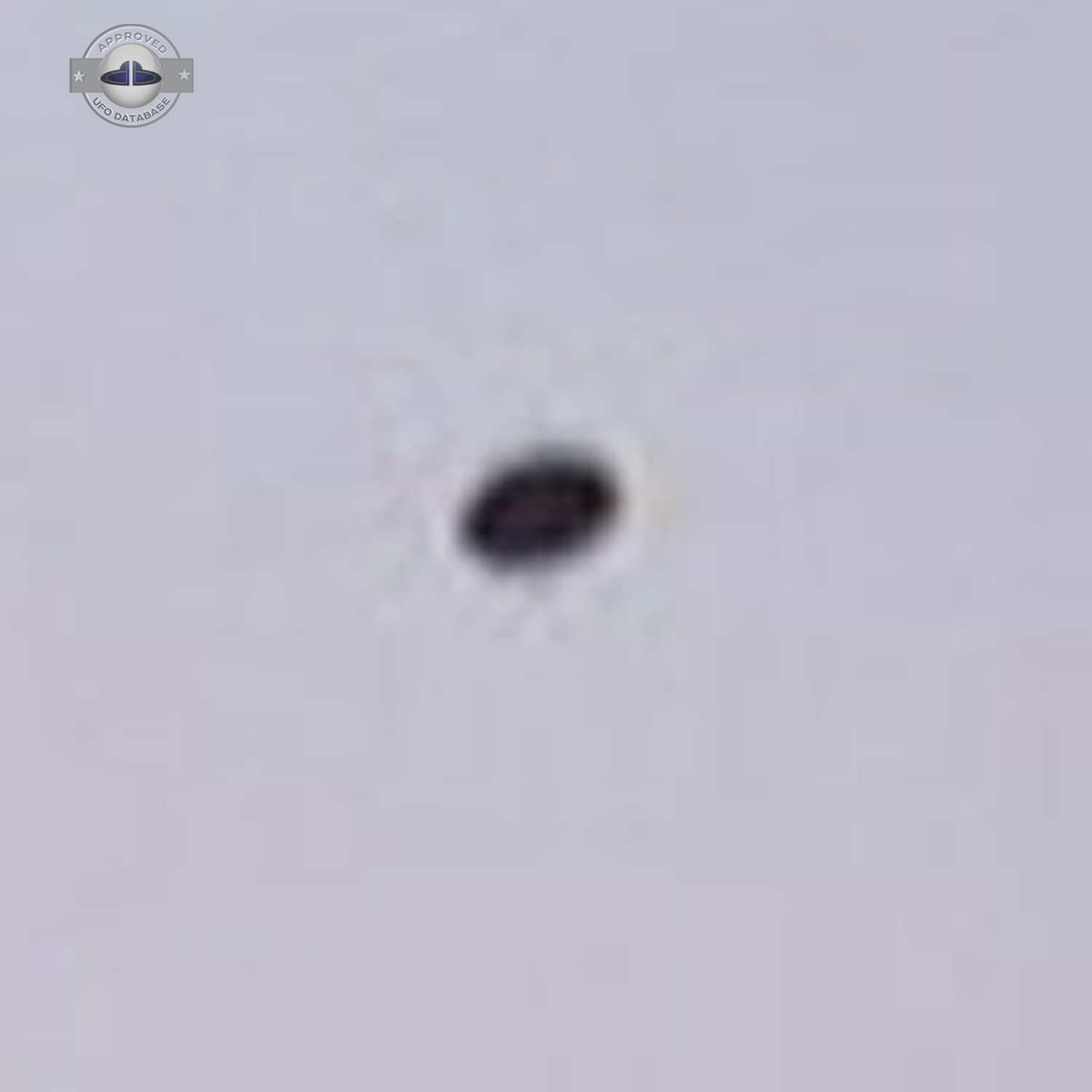 UFO was previously seen in city of Skurowa at a very high altitude UFO Picture #89-5