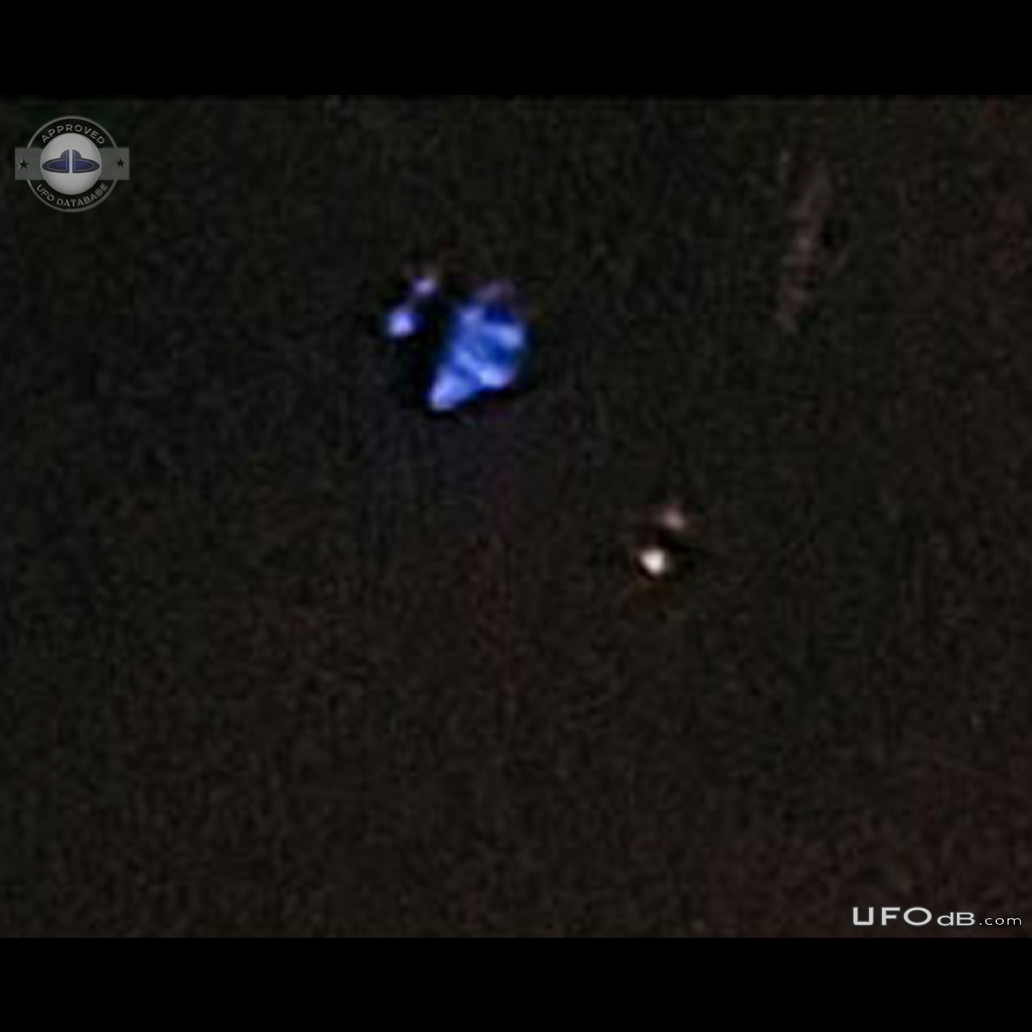 Pulsating Star UFO expand to double ring of lights - Philadelphia USA  UFO Picture #811-3