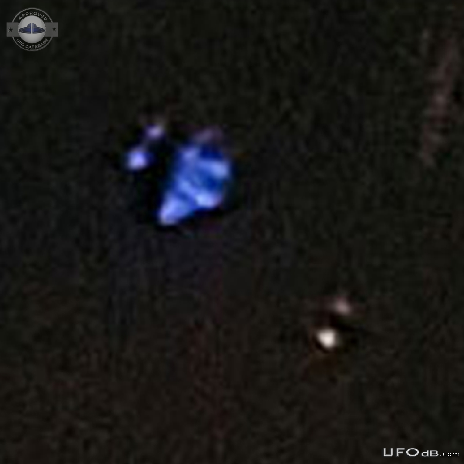 Pulsating Star UFO expand to double ring of lights - Philadelphia USA  UFO Picture #811-4