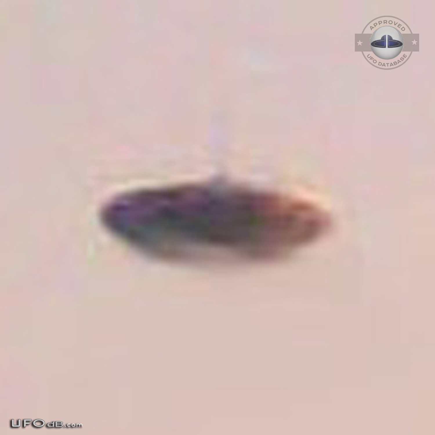 Rare UFO visit in Azerbaijan - Saucer over Akhmedli part of Baku 2011 UFO Picture #530-3
