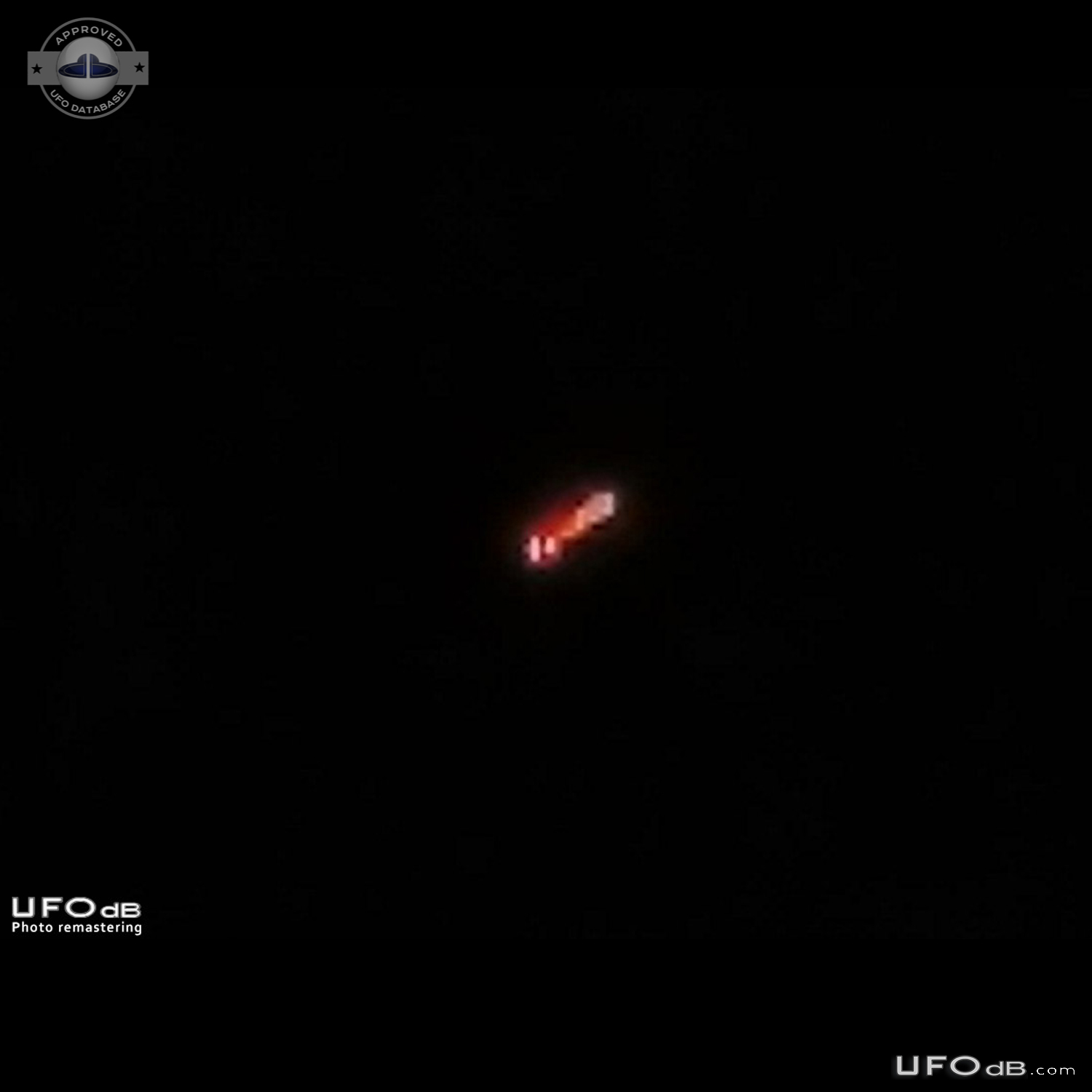 Red Ball of light UFO coming down near Kennedy Space center 2017 UFO Picture #826-1