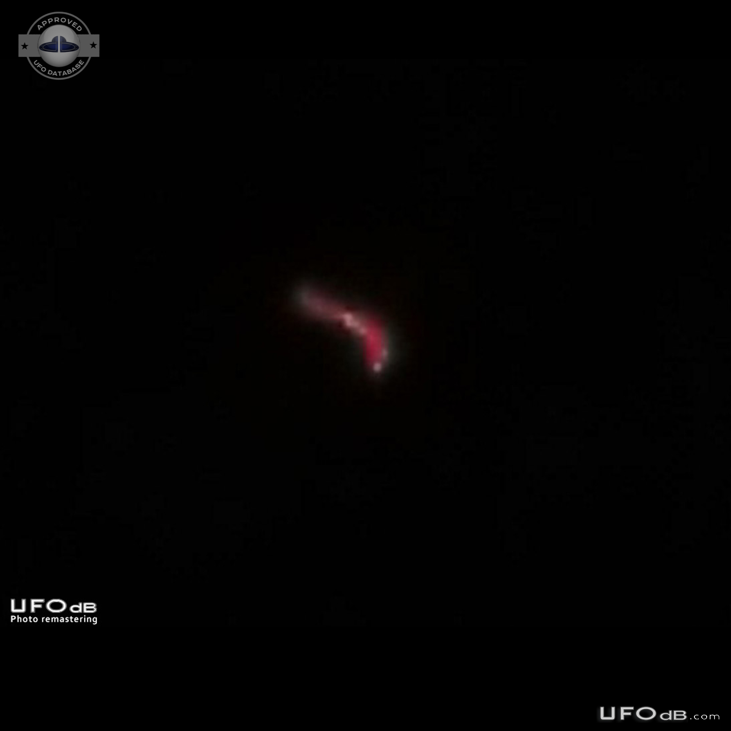 Red Ball of light UFO coming down near Kennedy Space center 2017 UFO Picture #826-2