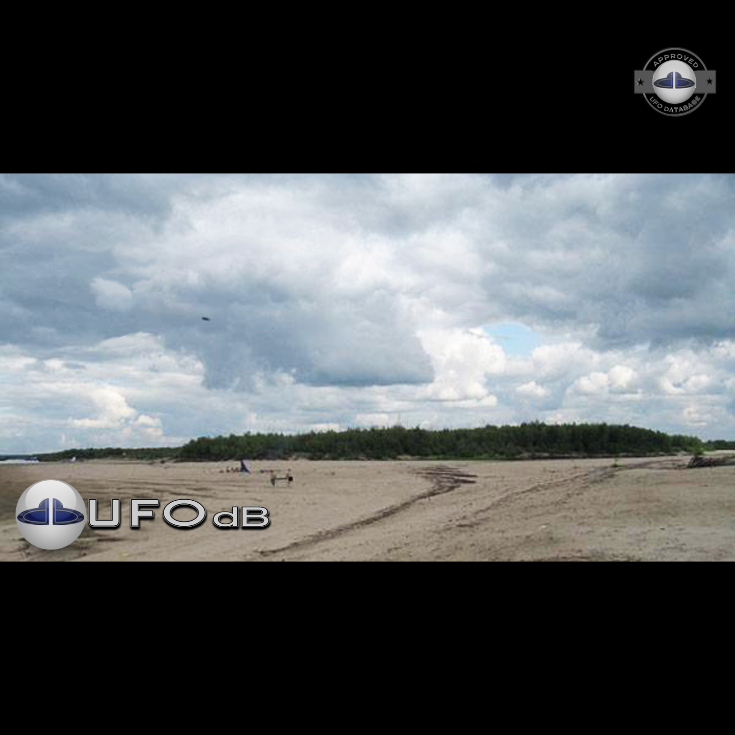 UFO in deep region of Russia | UFO picture shot near Zhatay village UFO Picture #188-1