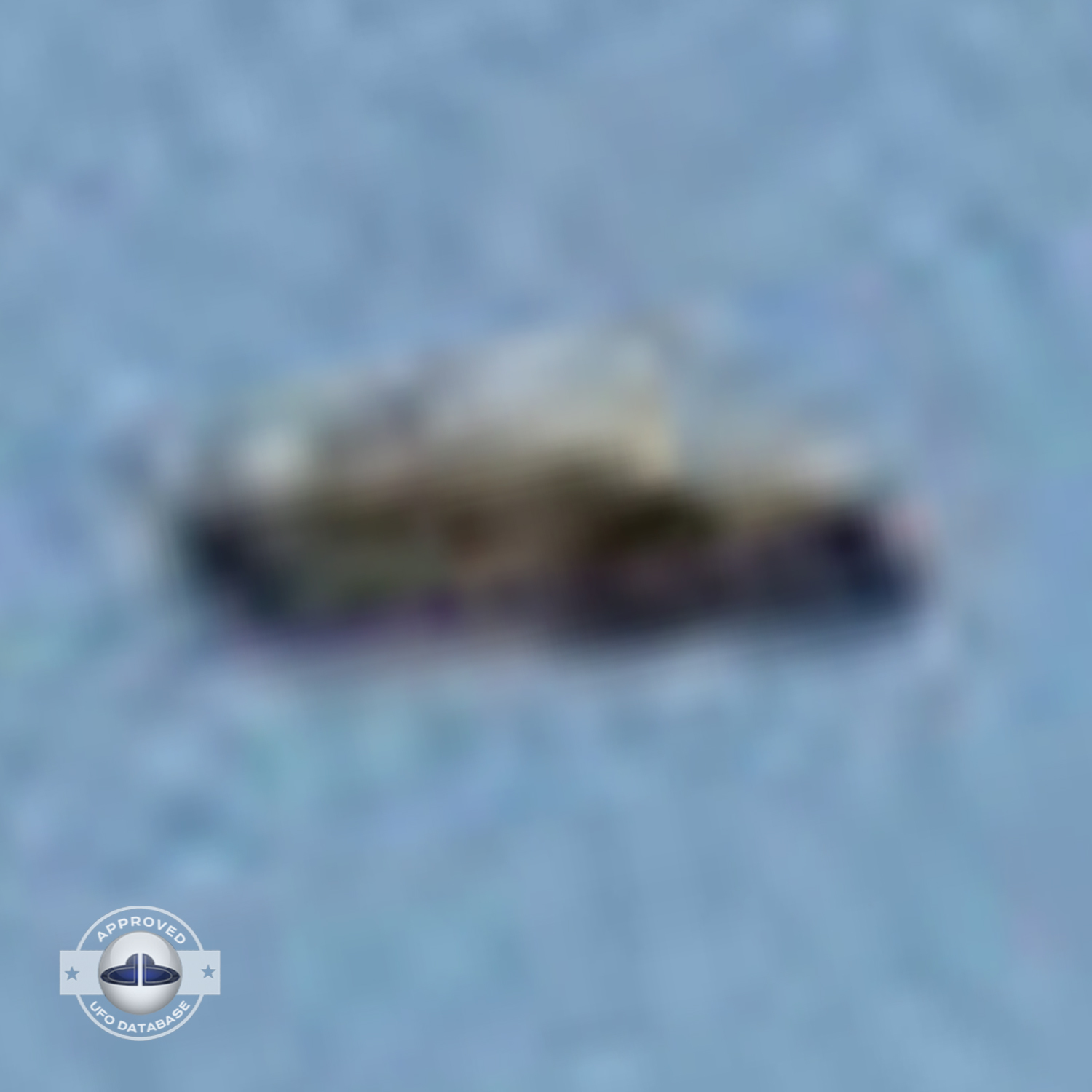 UFO picture shot at beach in Santo Antonio de Jesus, Brazil 2011 UFO Picture #155-7