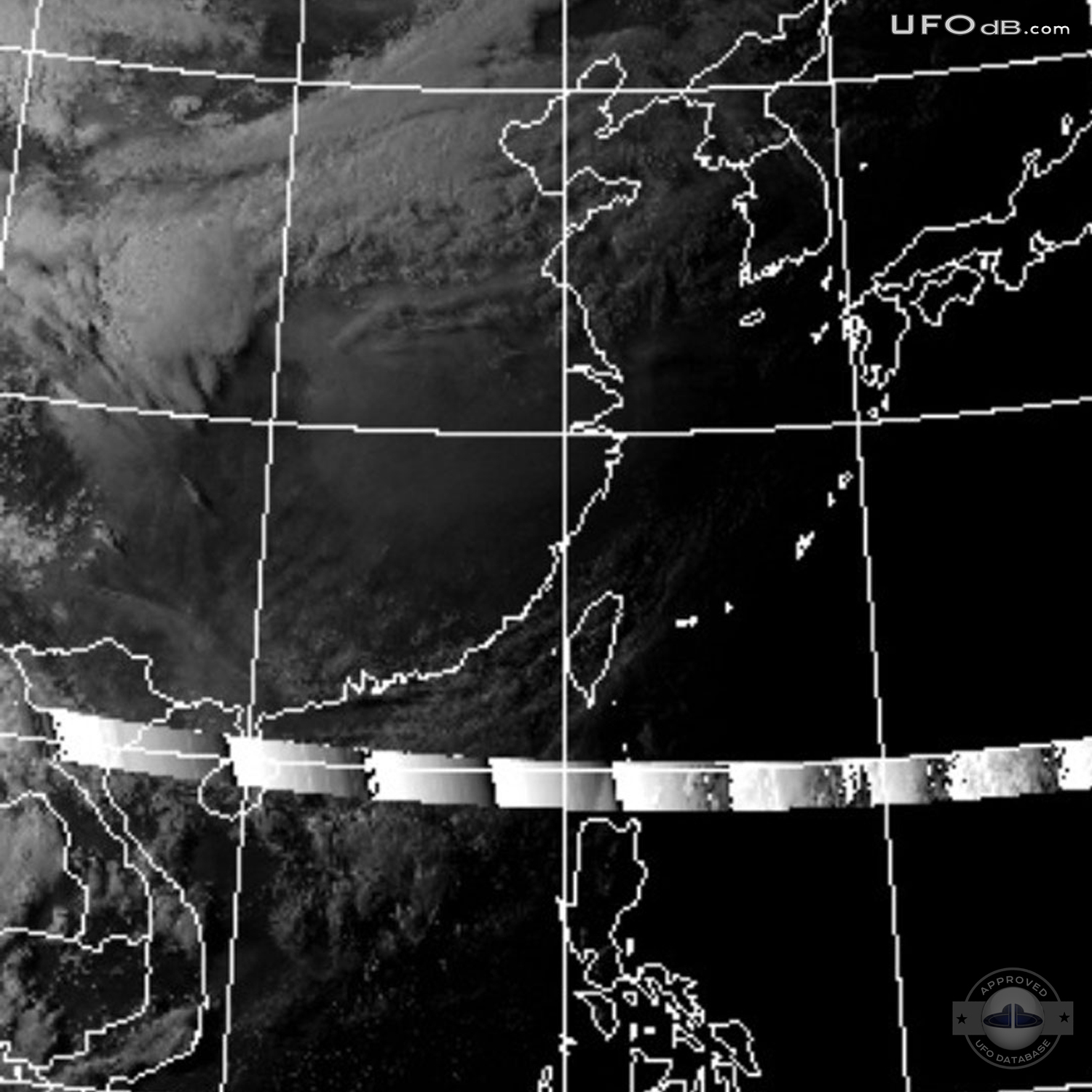 Satellite catches UFOs passing over the south of Taiwan | May 19 2011 UFO Picture #308-2