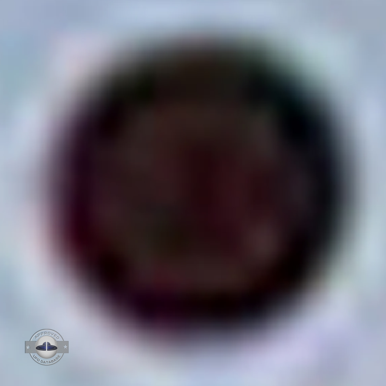 UFO seen over Daegu at sun down | Gyeongsangbuk-do, South Korea 2005 UFO Picture #206-6