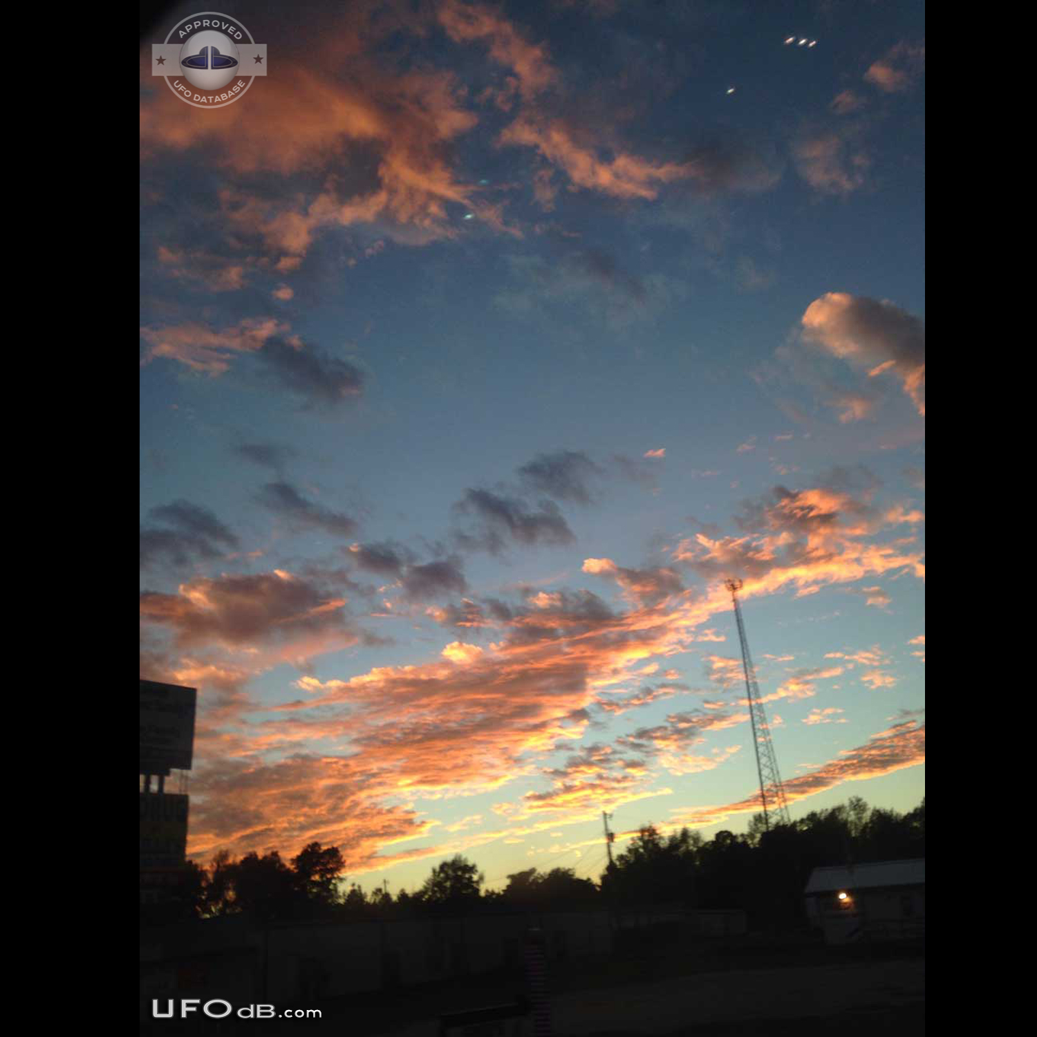 Series of pictures get a fleet of UFOs over Carriere, Mississippi 2013 UFO Picture #558-2