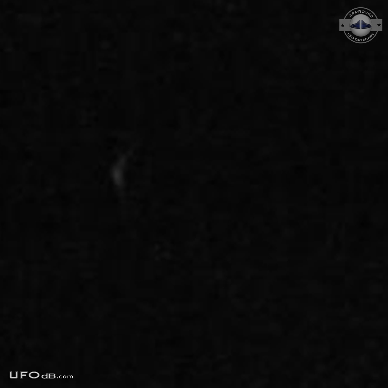 Smart entity with direction and attentiveness San Fernando California UFO Picture #642-7