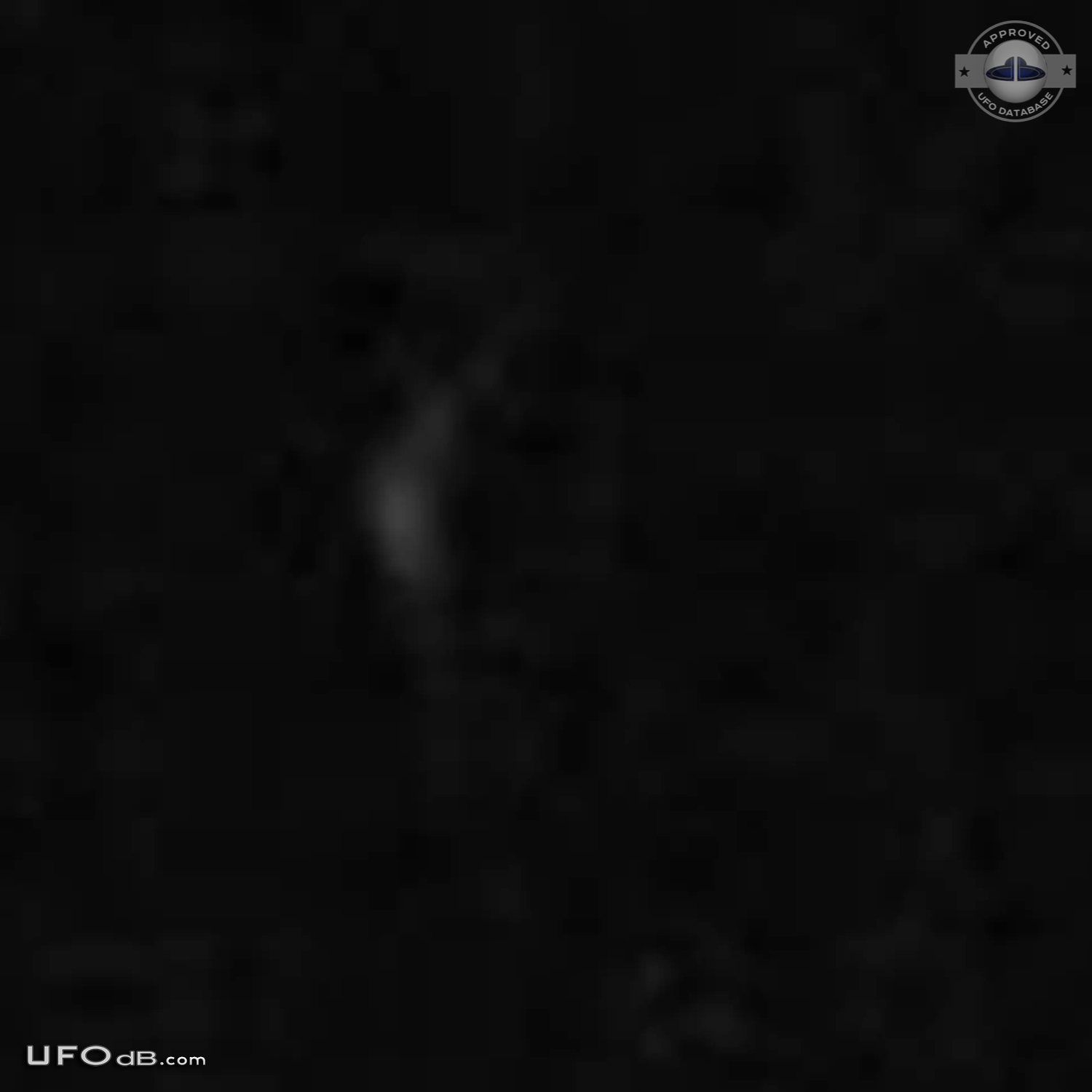 Smart entity with direction and attentiveness San Fernando California UFO Picture #642-8