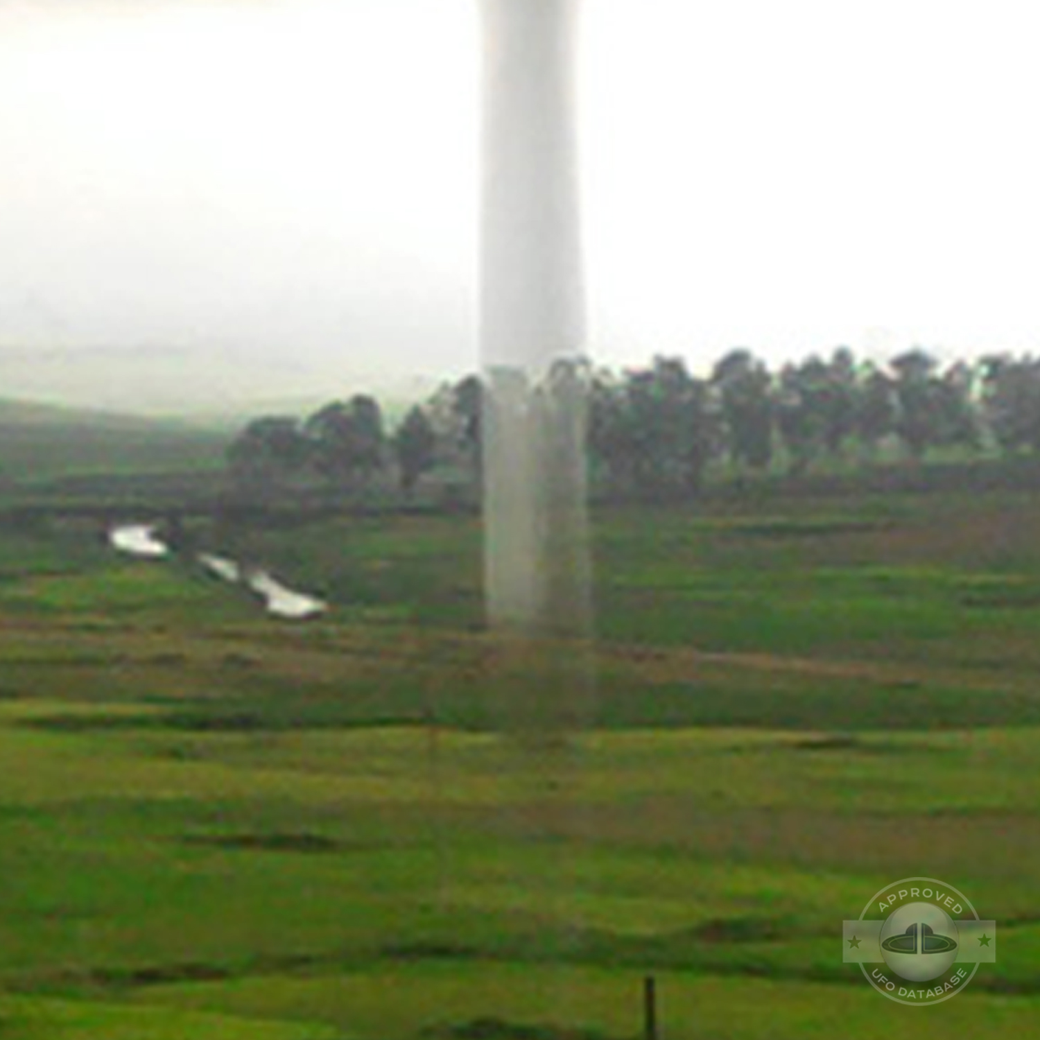 Strange cloud formation in India | Sighting in Mainpat, Chhattisgarh UFO Picture #152-5