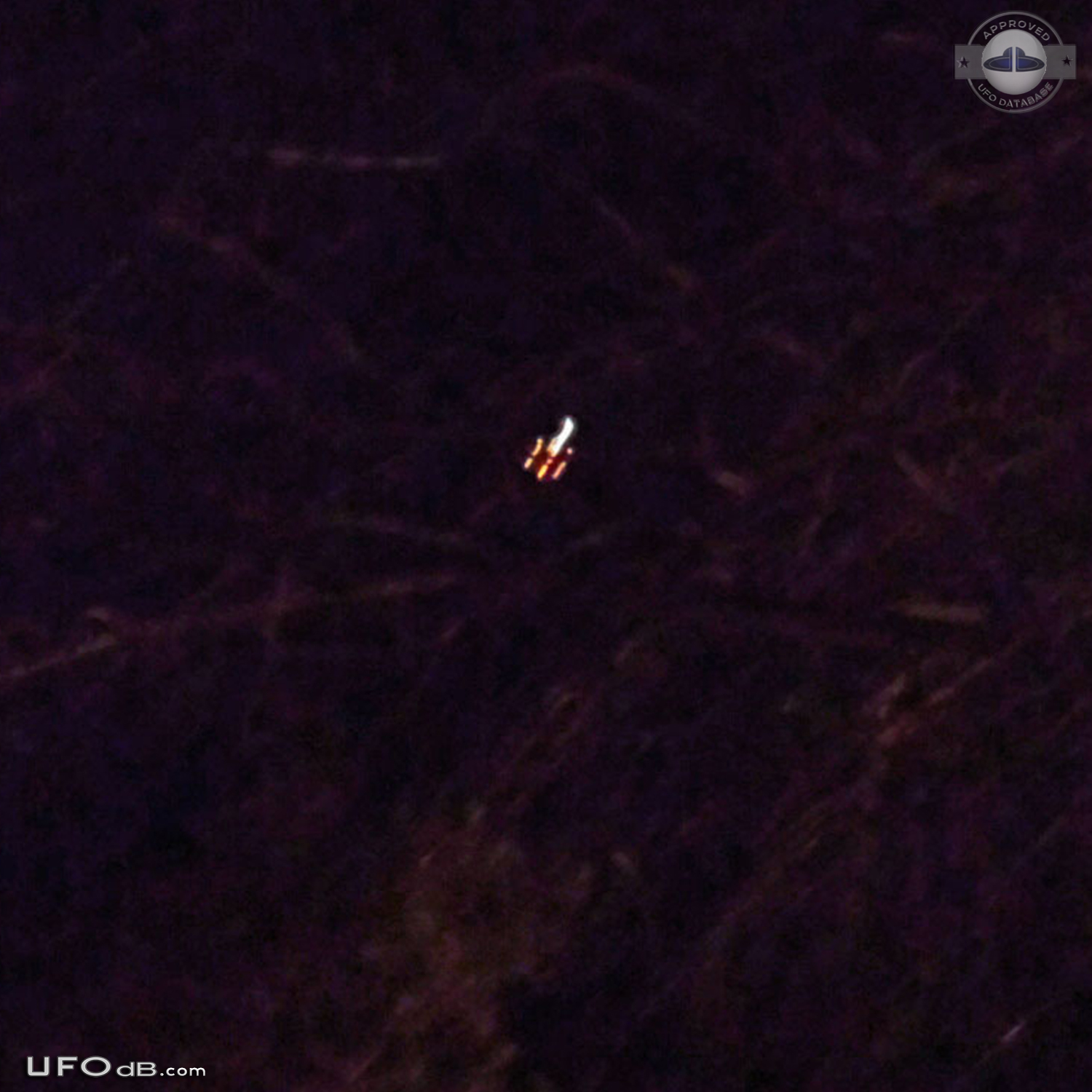 Strange object in the sky of Timmins Ontario Canada on January 22 2015 UFO Picture #581-2