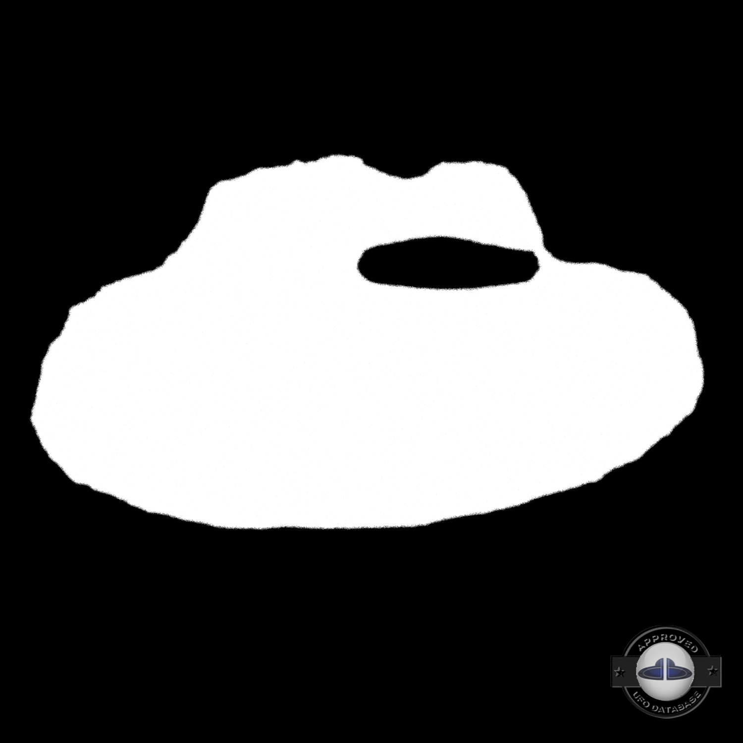 UFO picture - UFO in clear blue sky over one of the pyramid | Mexico UFO Picture #148-6